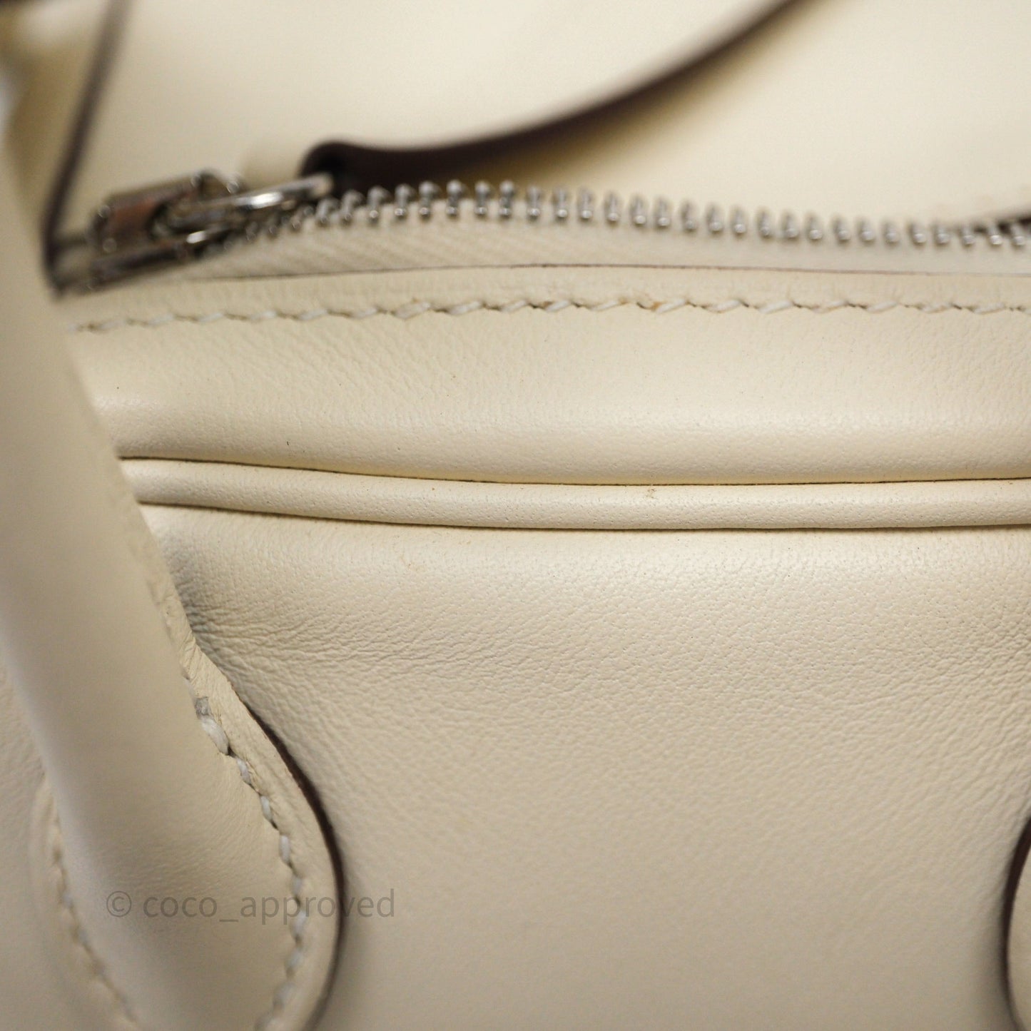 Hermes Mini Lindy Veau Swift Nata I2/ Sesame 2S Palladium Hardware