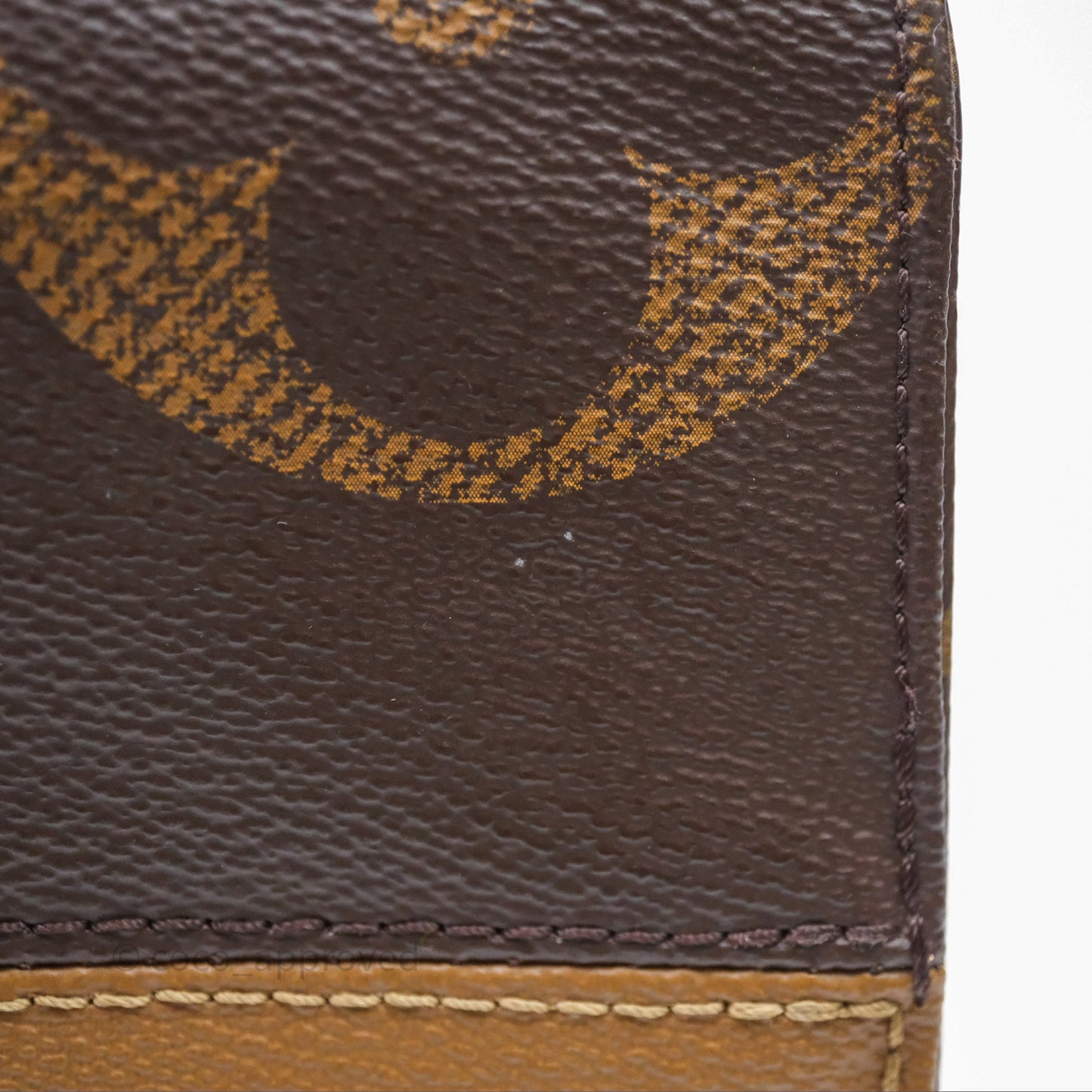 Louis Vuitton OnTheGo MM Reverse Monogram