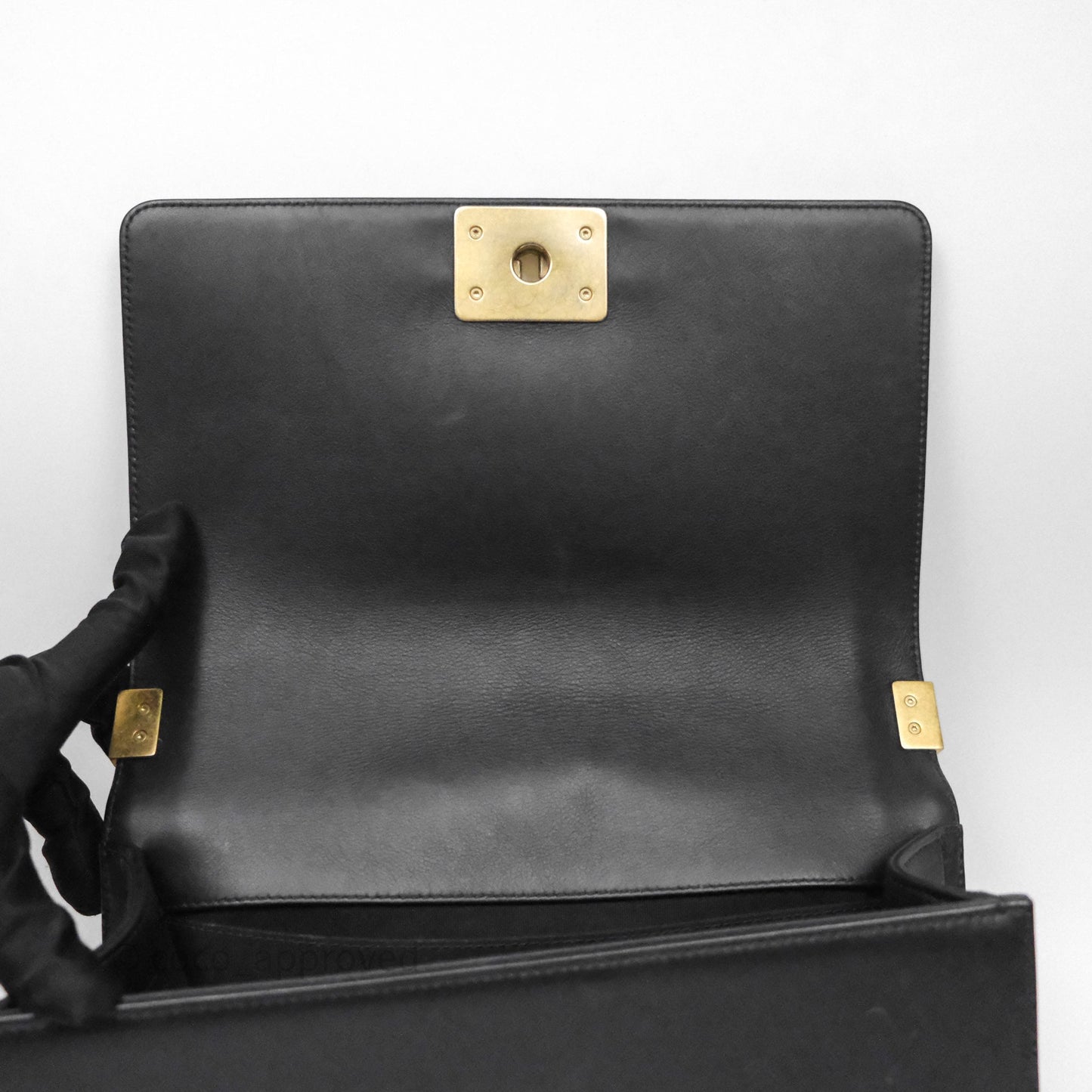 Chanel Medium Boy Quilted Black Calfskin Aged Gold Hardware