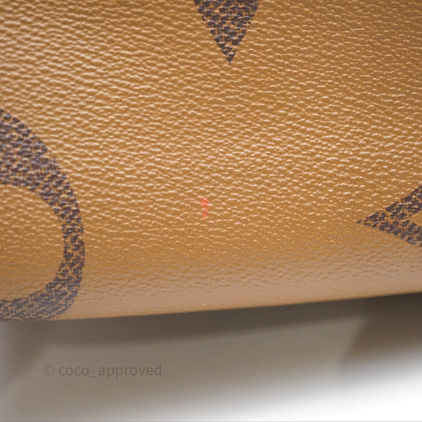 Louis Vuitton OnTheGo MM Reverse Monogram