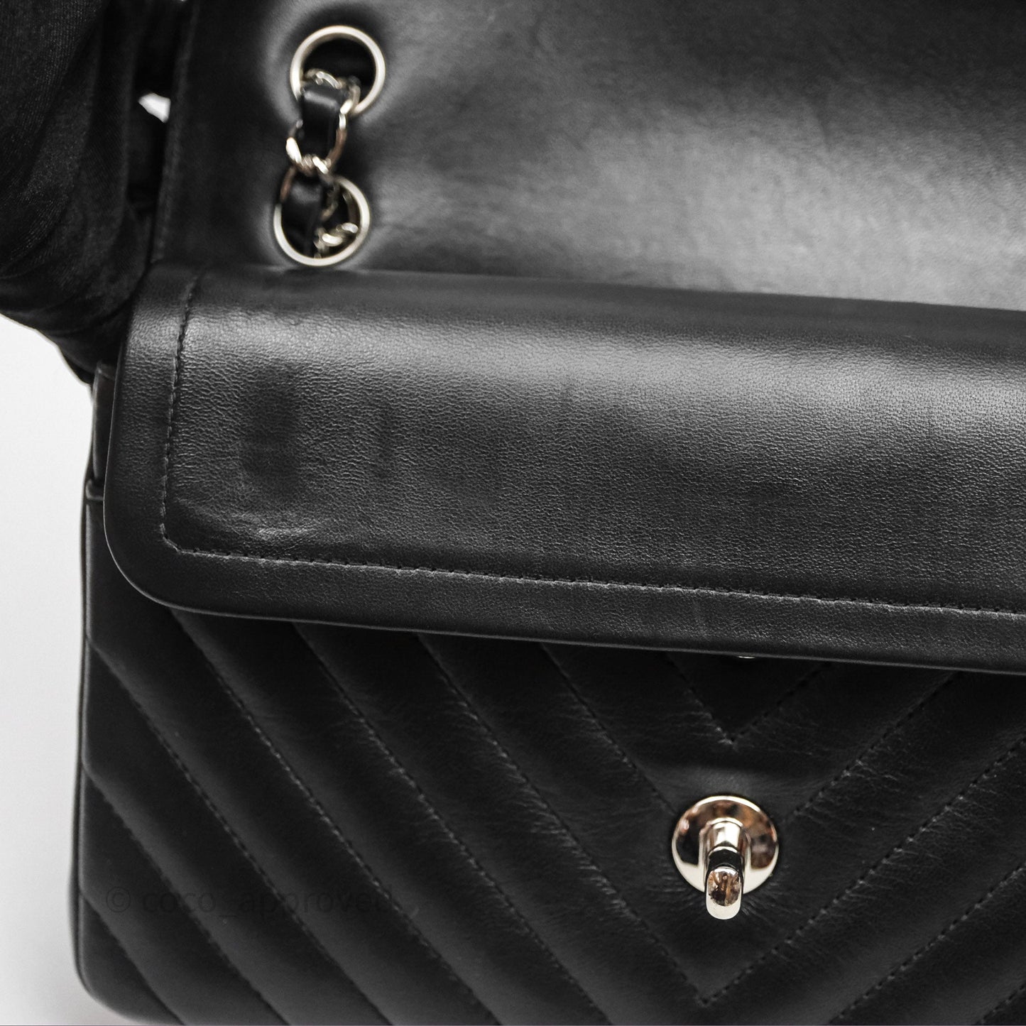 Chanel Small Flap Chevron Black lambskin Silver Hardware
