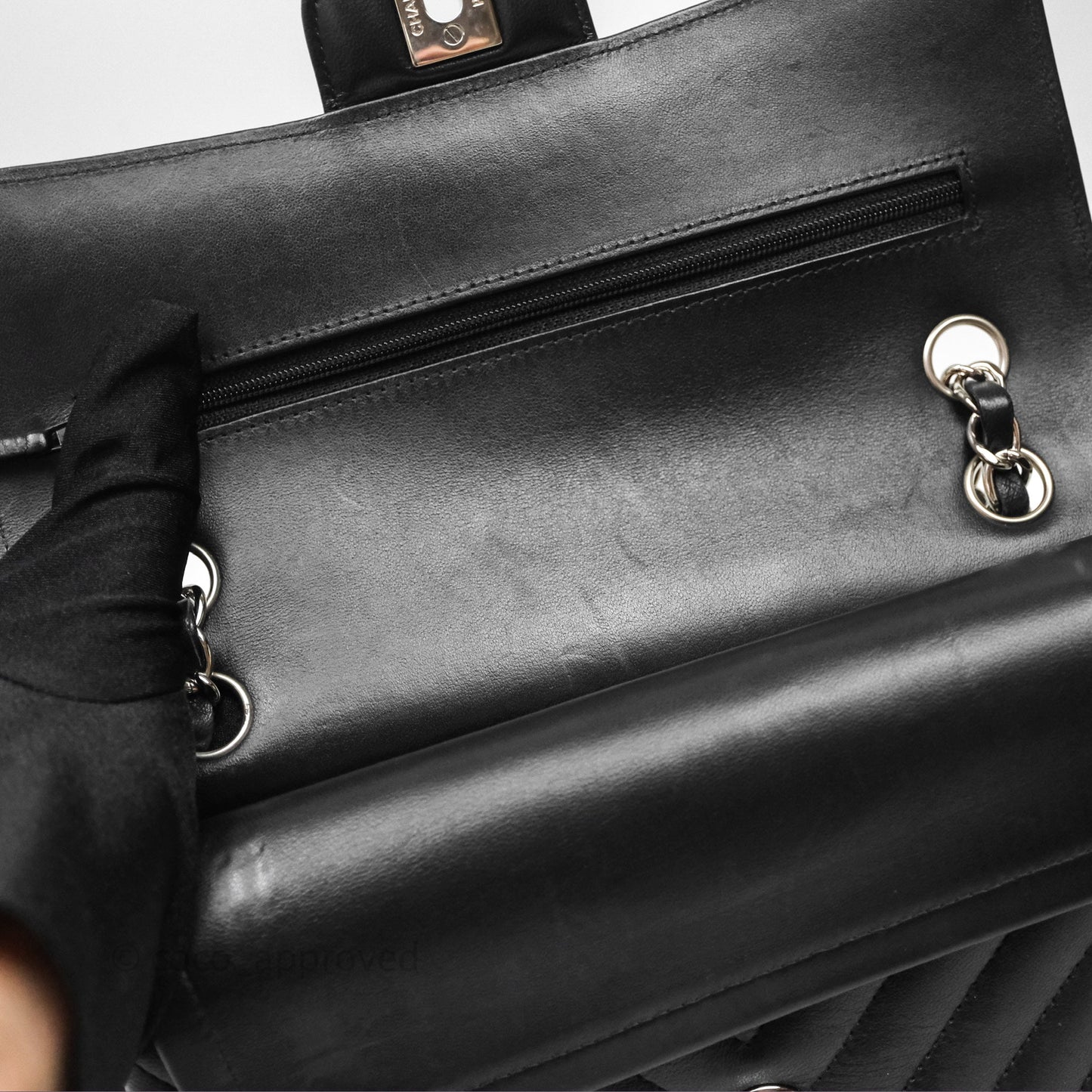 Chanel Small Flap Chevron Black lambskin Silver Hardware