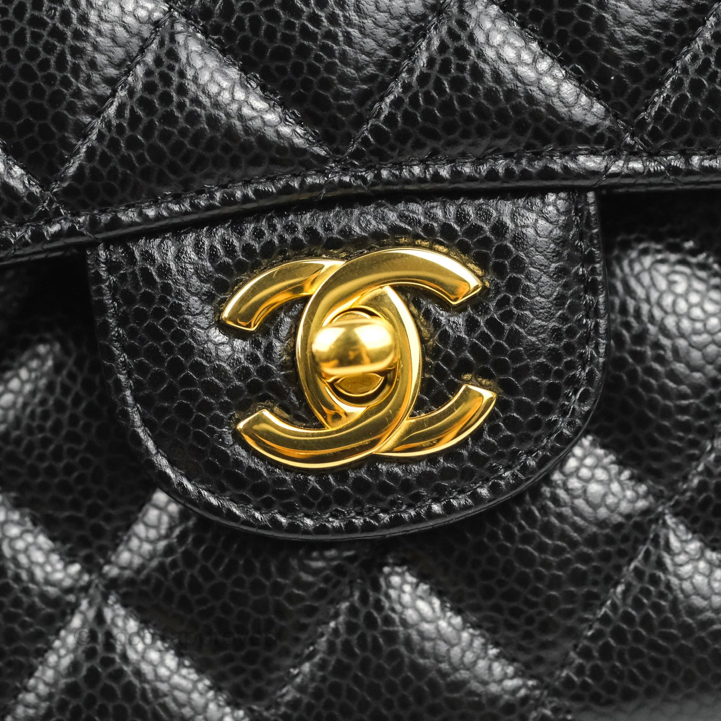 Chanel Classic M/L Medium Flap Quilted Black Caviar Gold Hardware