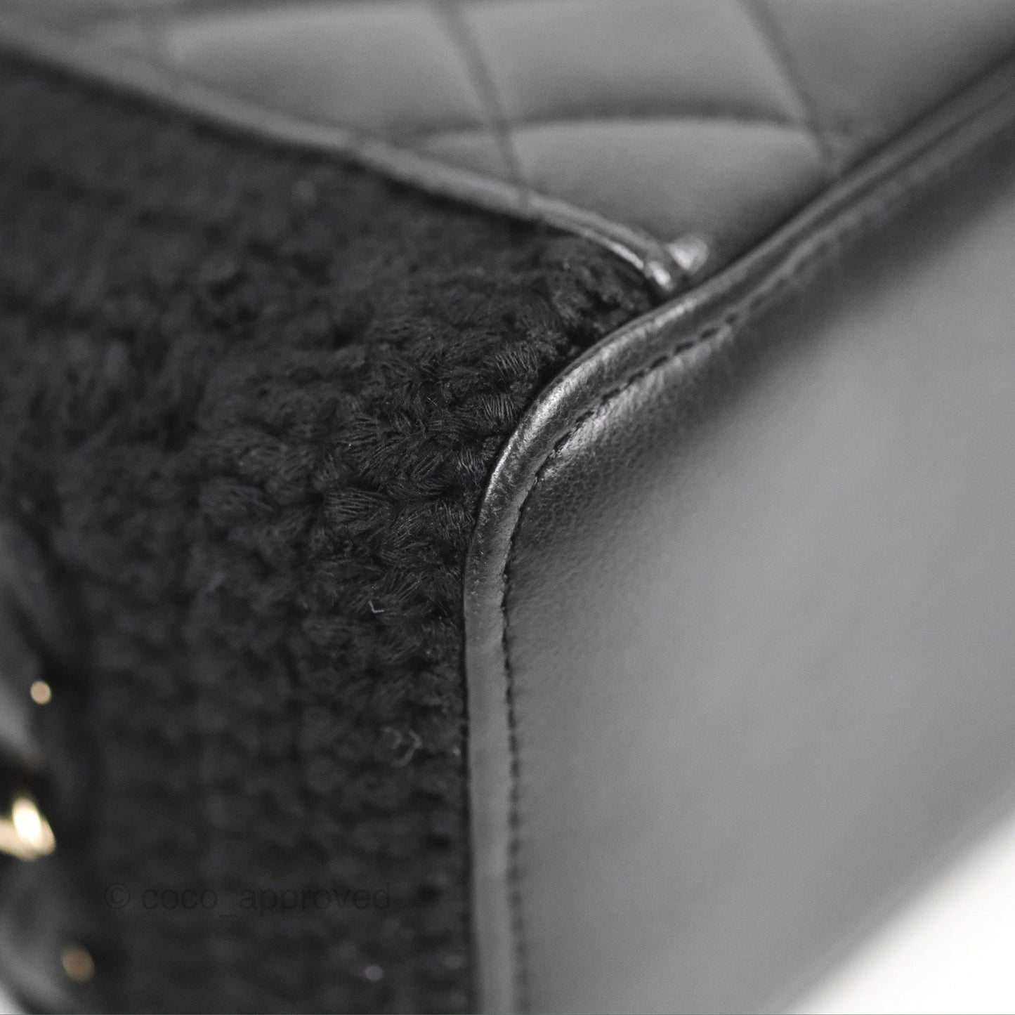 Chanel Vanity with Chain Crochet Black Lambskin Gold Hardware