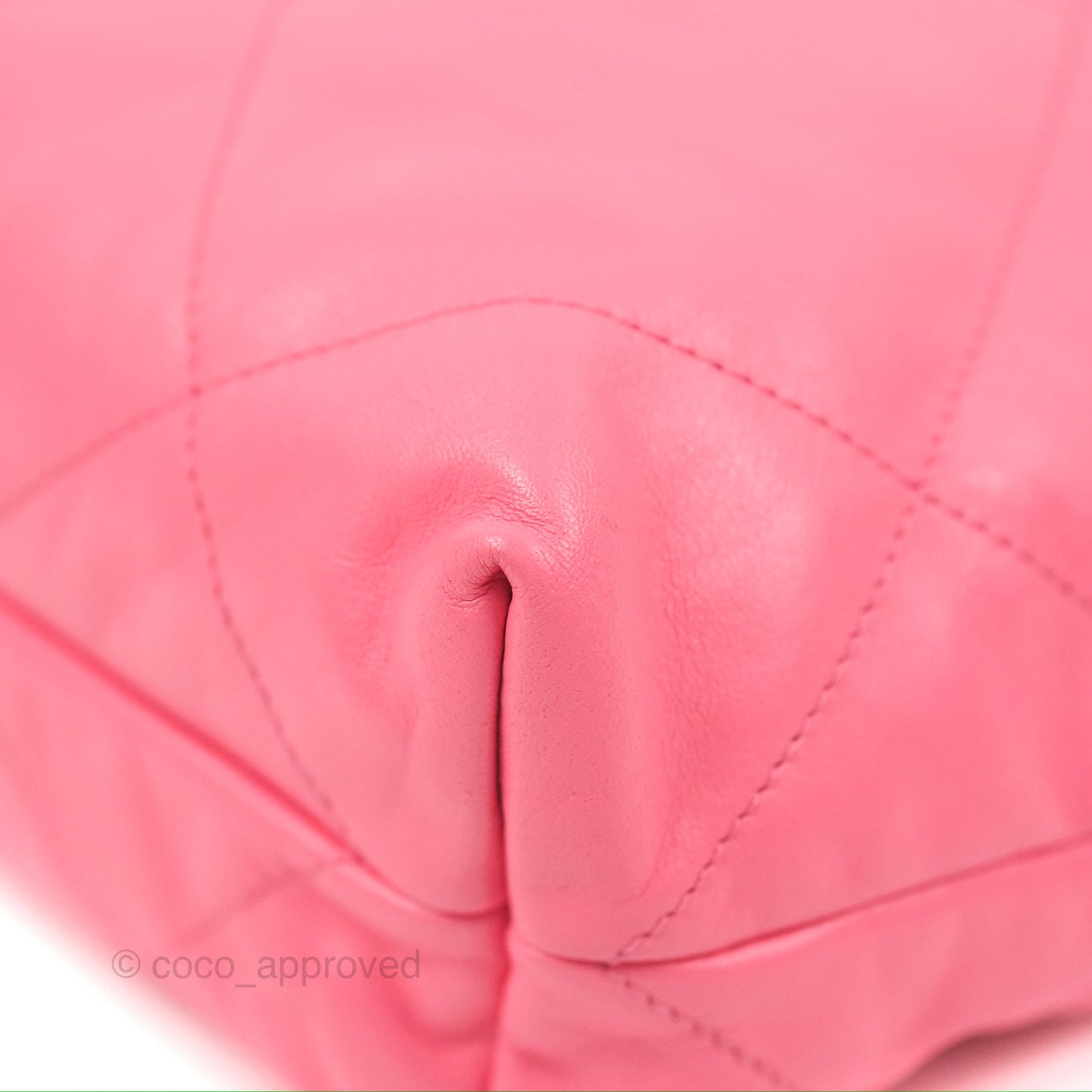 Chanel 22 Small Pink Shiny Calfskin Aged Gold Hardware