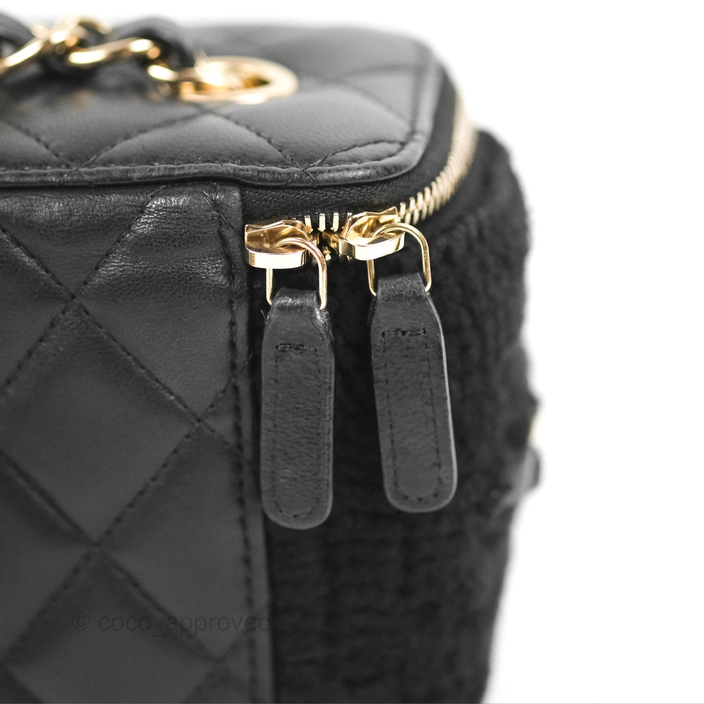 Chanel Vanity with Chain Crochet Black Lambskin Gold Hardware