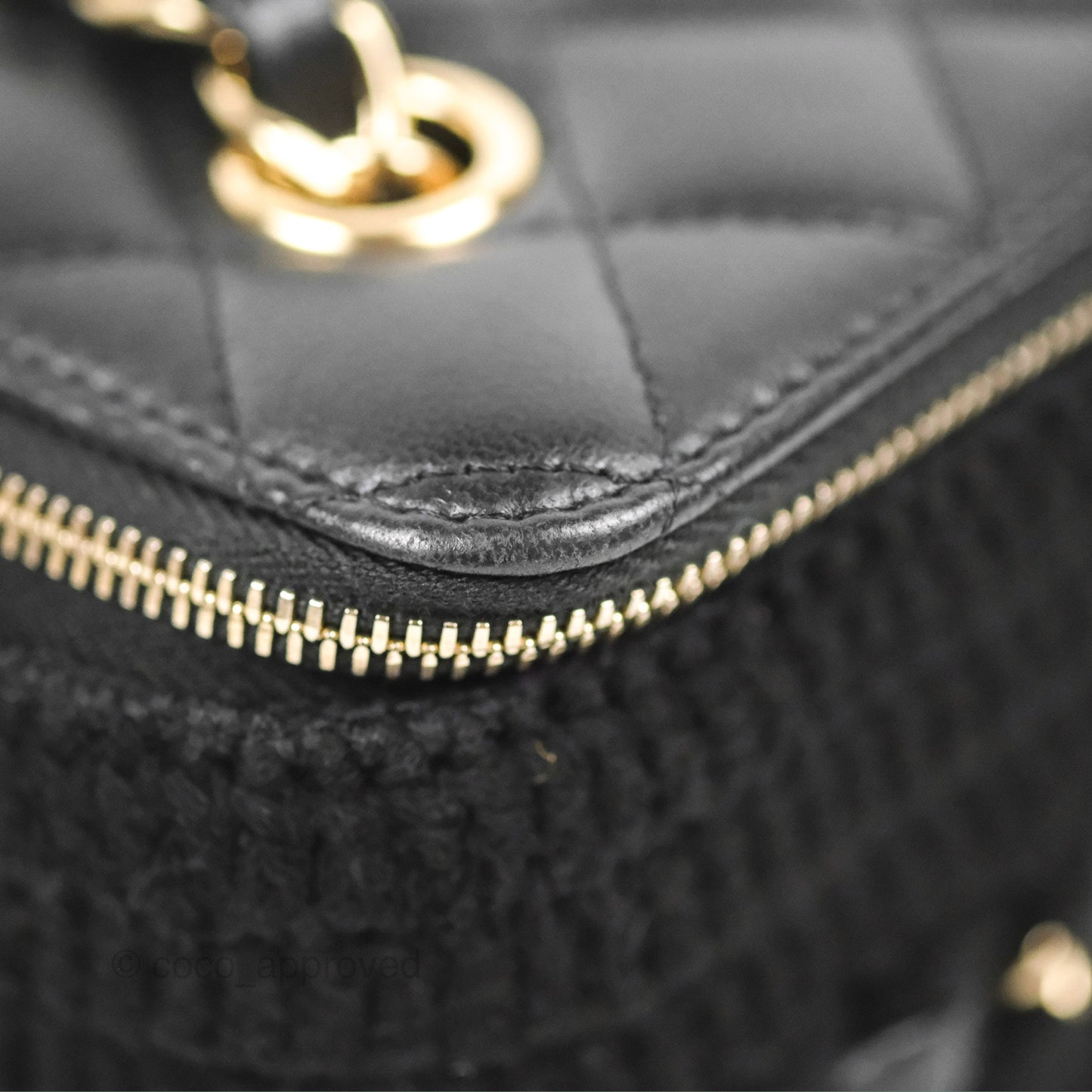 Chanel Vanity with Chain Crochet Black Lambskin Gold Hardware