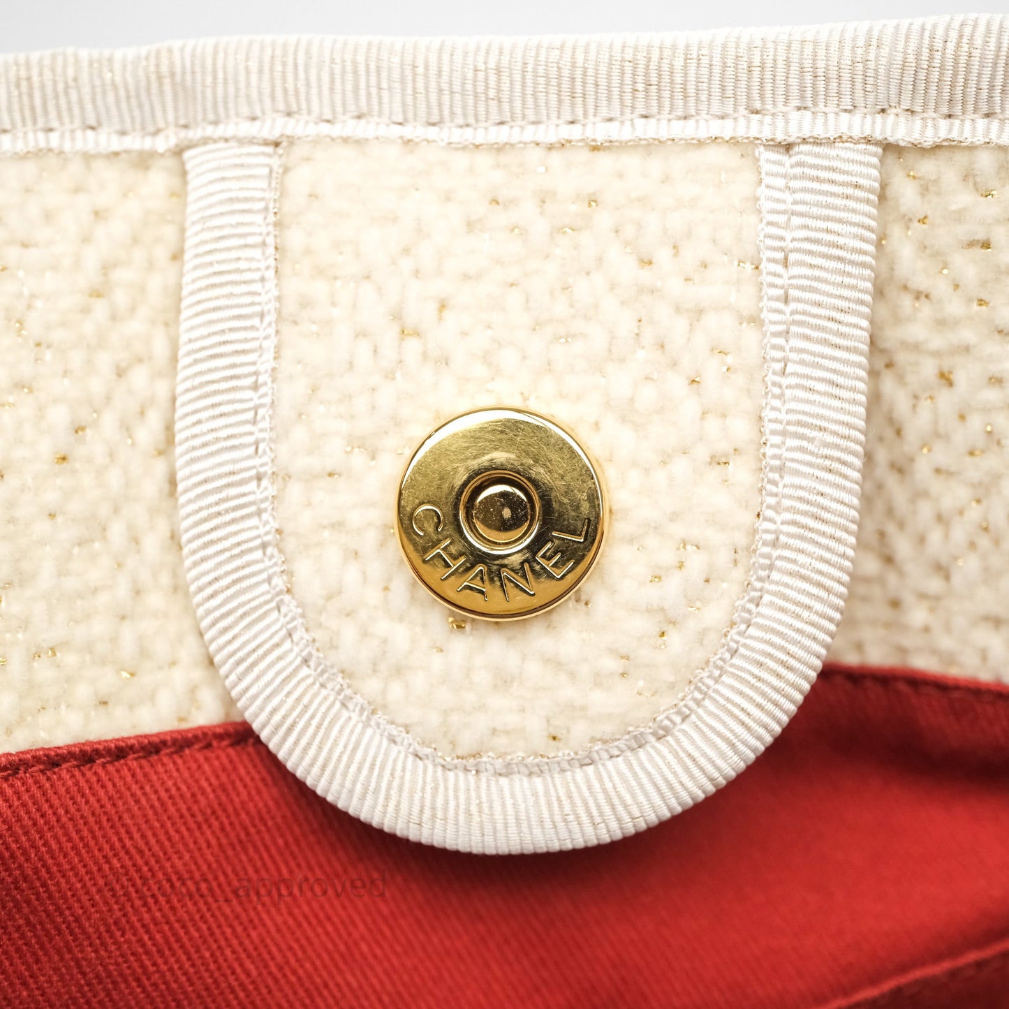 Chanel Medium Deauville Tote Ivory Lurex Boucle 19A