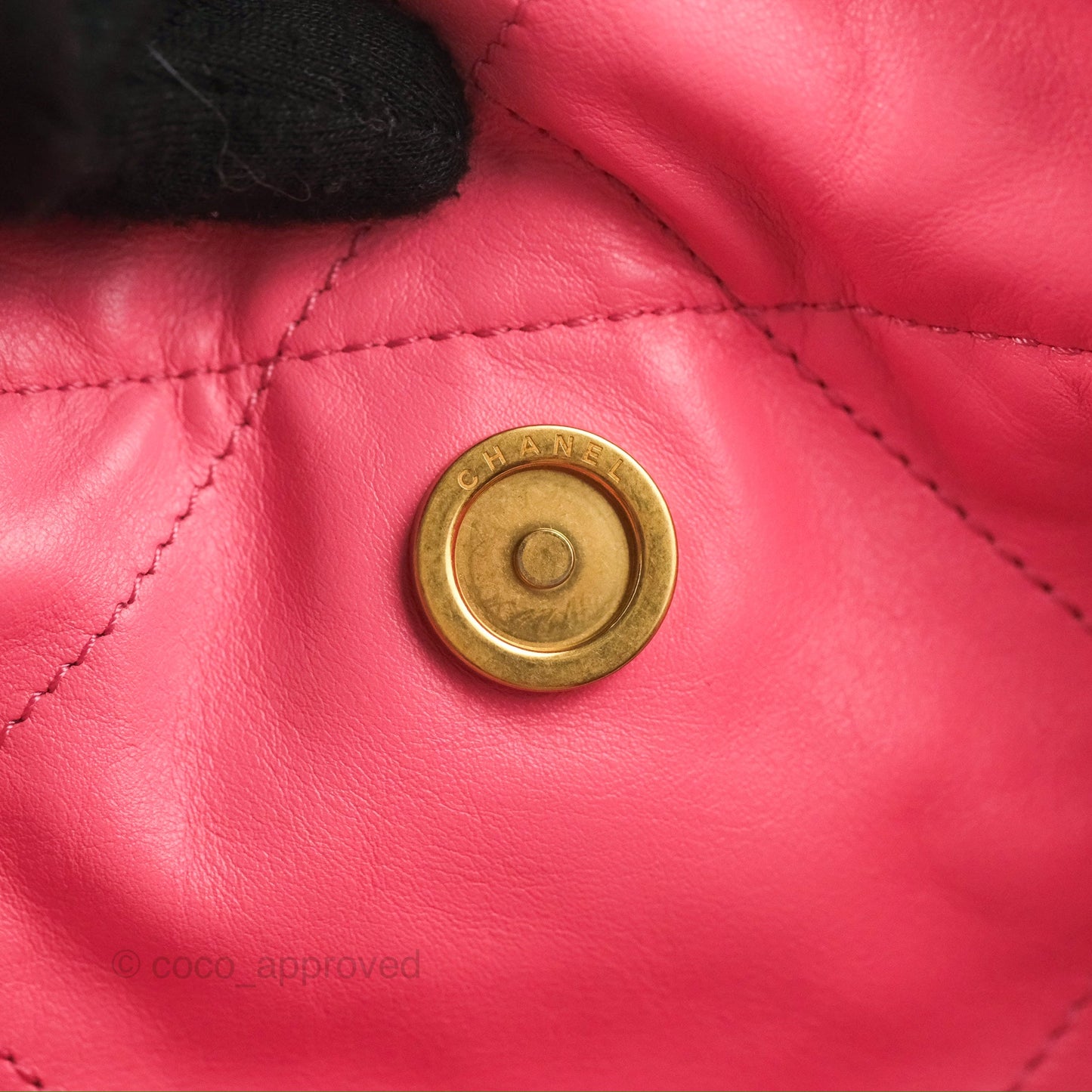Chanel 22 Small Pink Shiny Calfskin Aged Gold Hardware