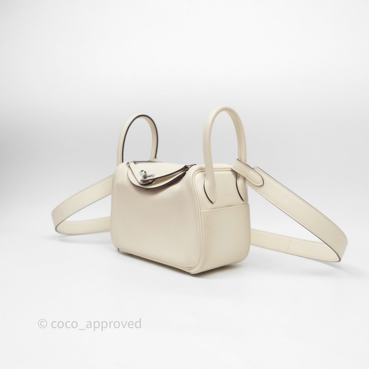 Hermes Mini Lindy Veau Swift Nata I2/ Sesame 2S Palladium Hardware