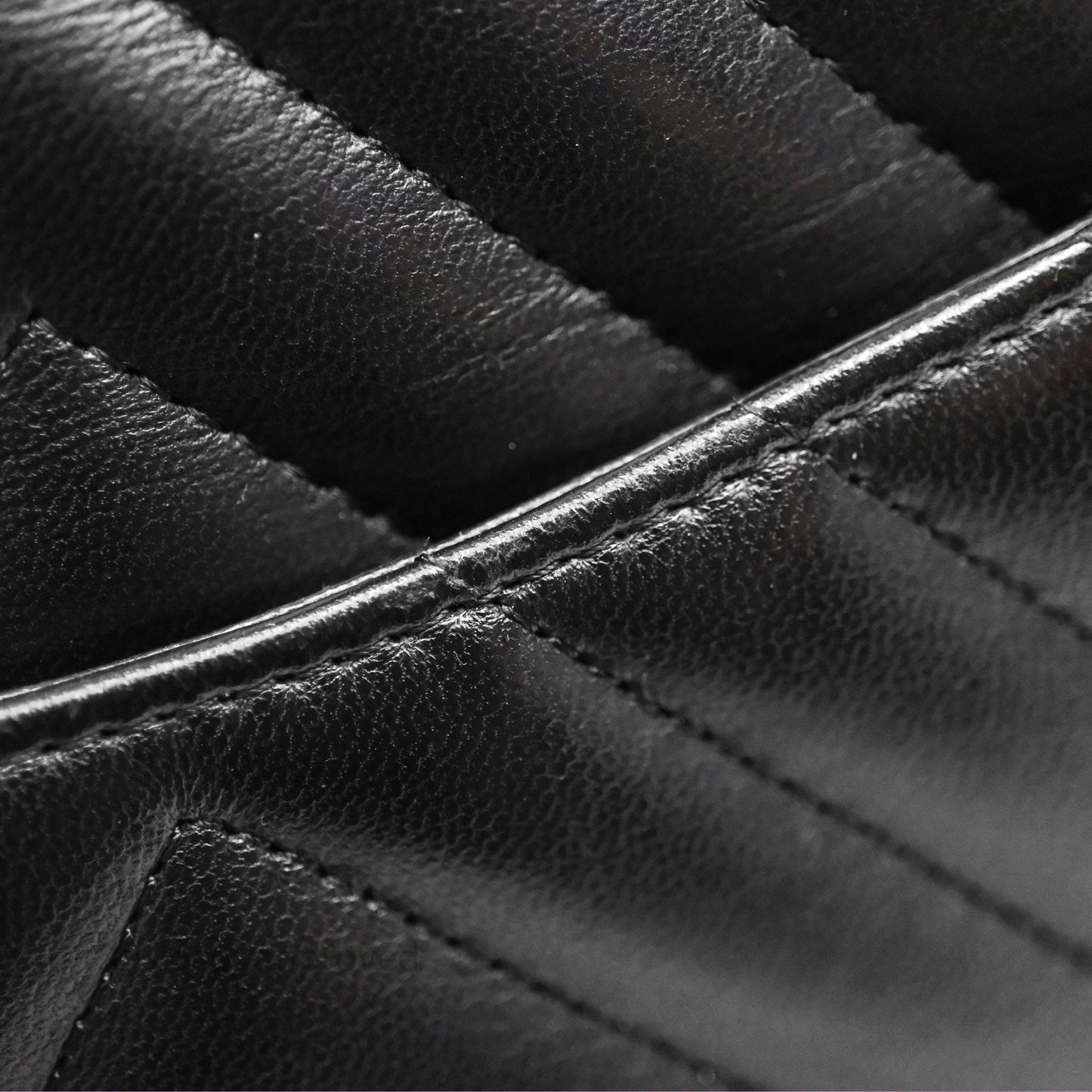 Chanel Small Flap Chevron Black lambskin Silver Hardware