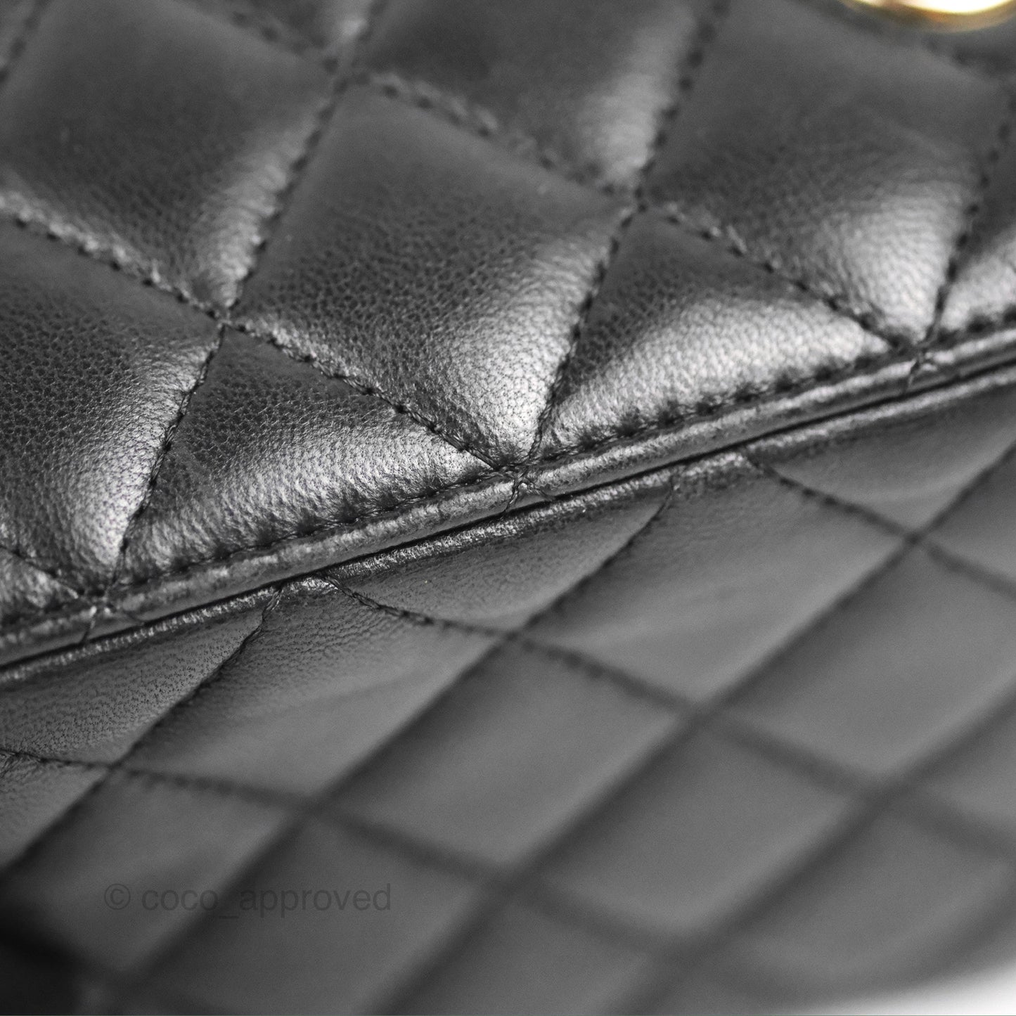 Chanel Vanity with Chain Crochet Black Lambskin Gold Hardware