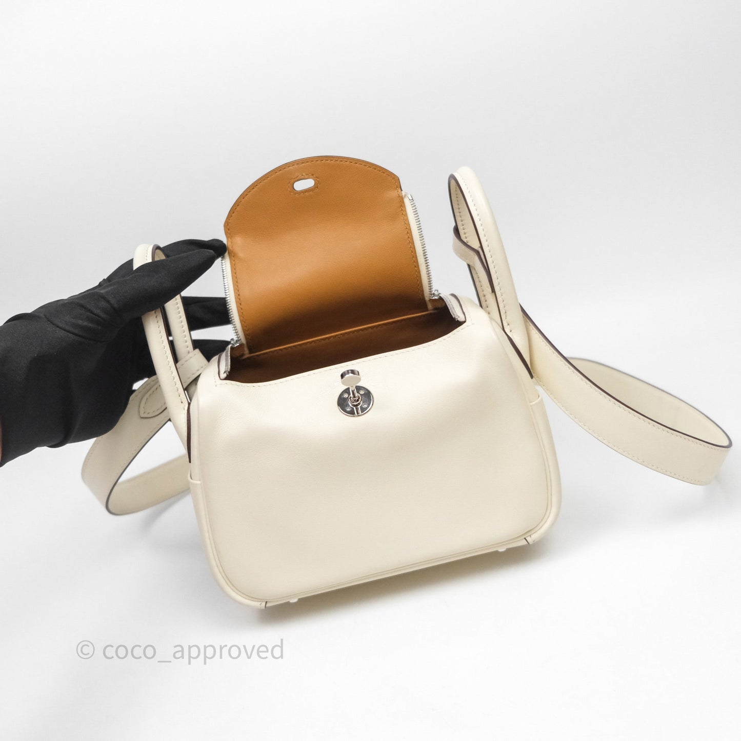 Hermes Mini Lindy Veau Swift Nata I2/ Sesame 2S Palladium Hardware