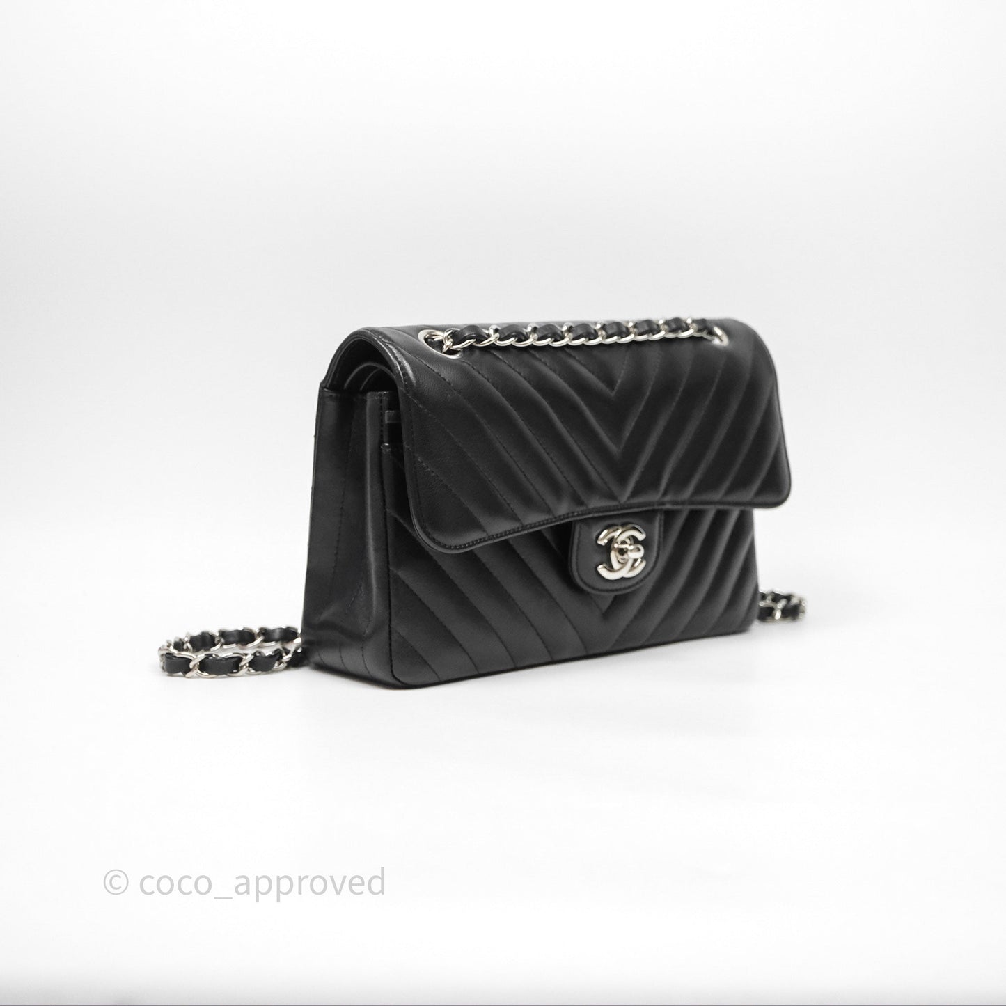 Chanel Small Flap Chevron Black lambskin Silver Hardware