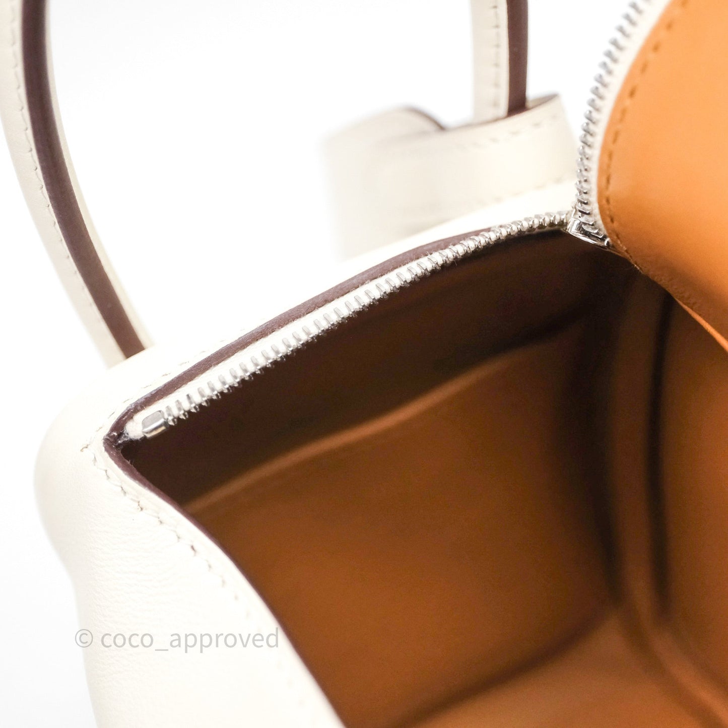 Hermes Mini Lindy Veau Swift Nata I2/ Sesame 2S Palladium Hardware