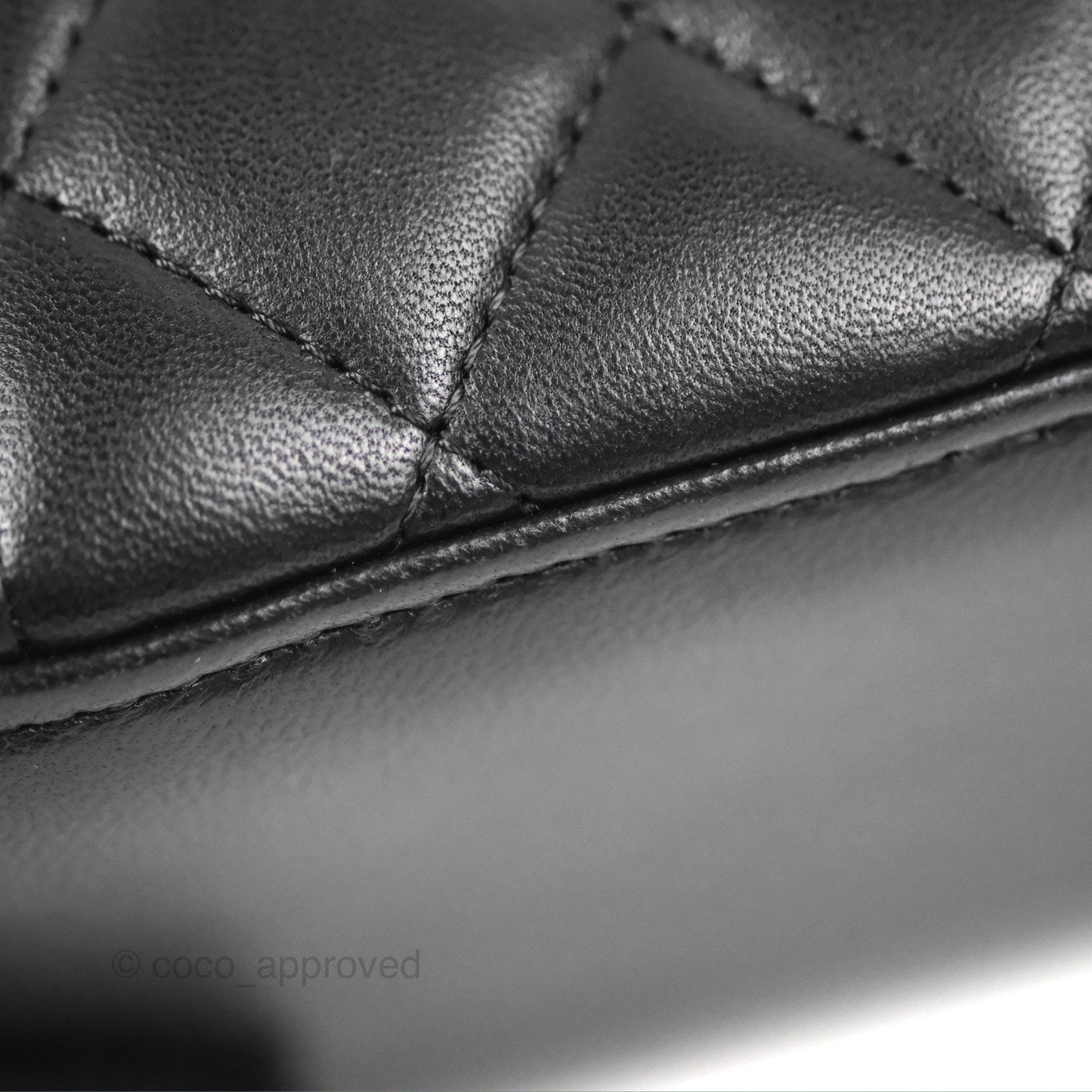Chanel Vanity with Chain Crochet Black Lambskin Gold Hardware