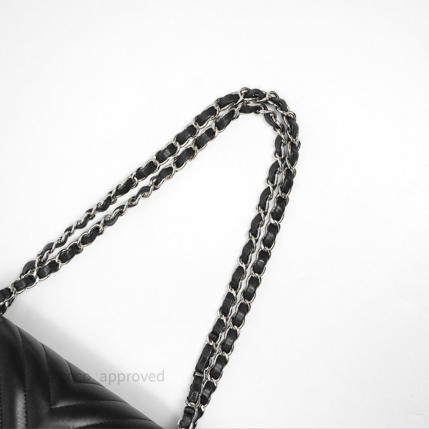 Chanel Small Flap Chevron Black lambskin Silver Hardware
