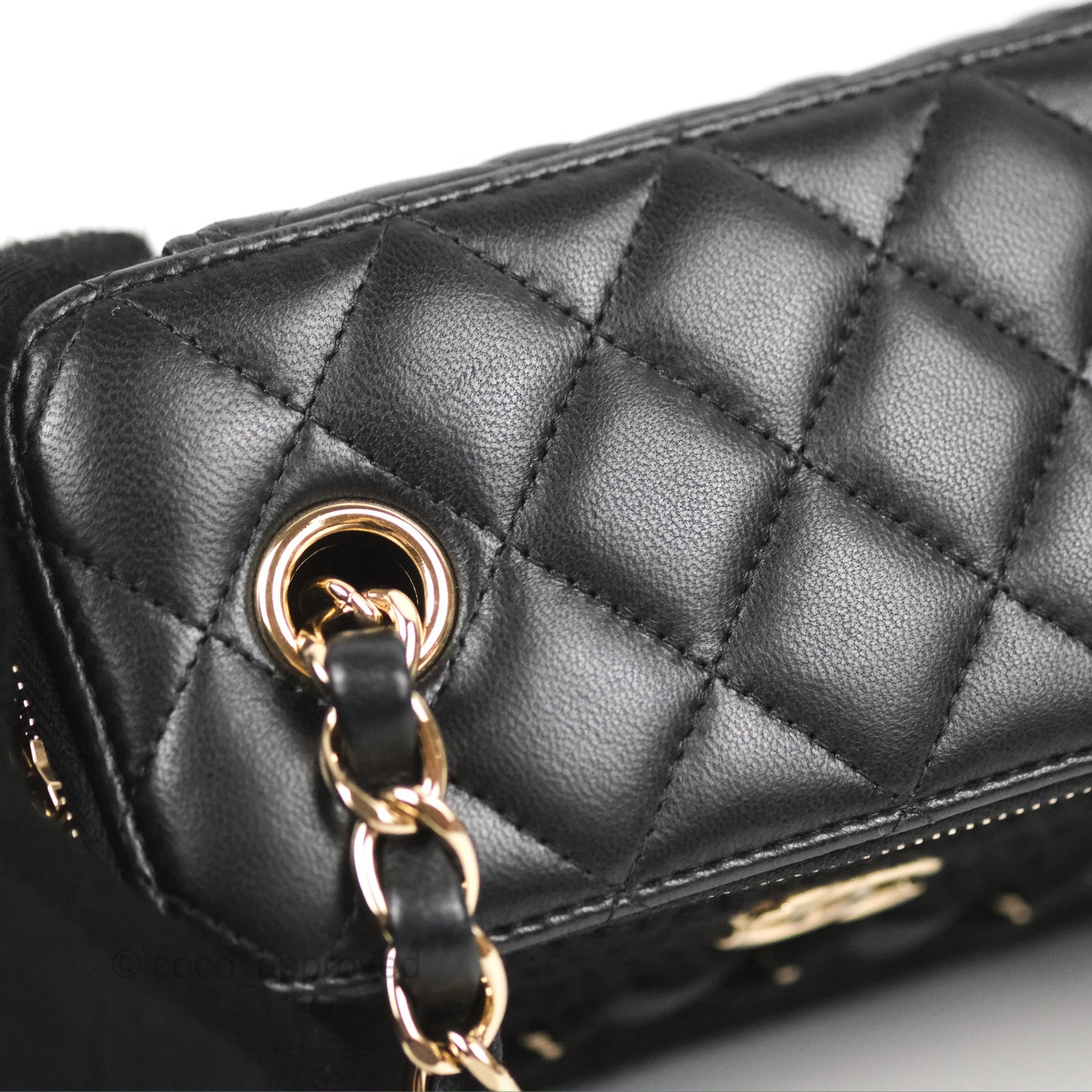 Chanel Vanity with Chain Crochet Black Lambskin Gold Hardware