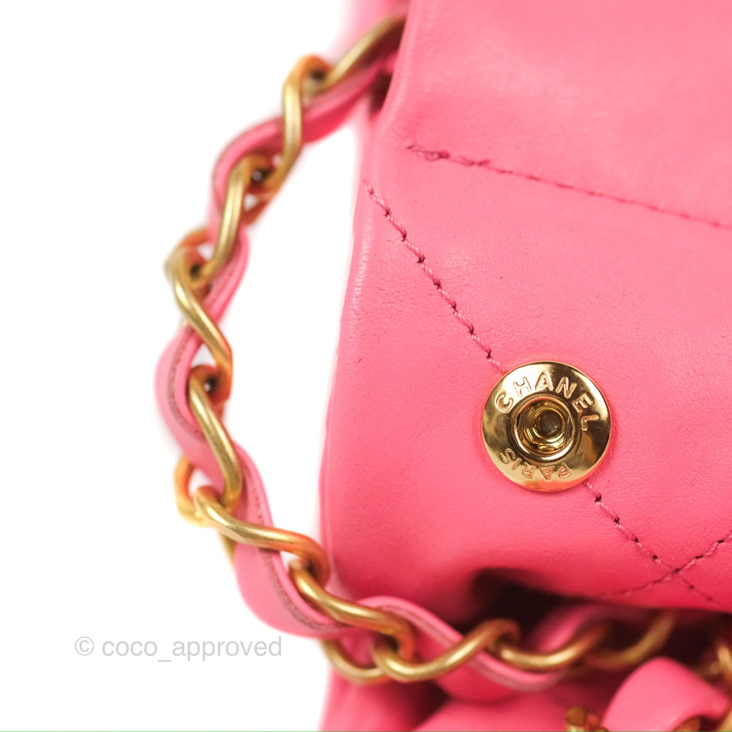 Chanel 22 Small Pink Shiny Calfskin Aged Gold Hardware