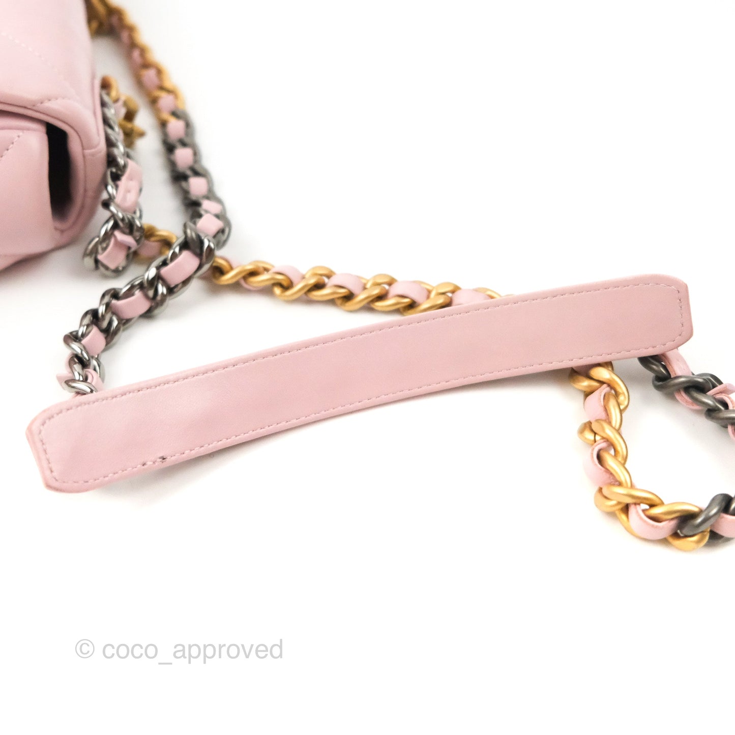 Chanel 19 Small Rose Clair Lambskin Mixed Hardware 21S