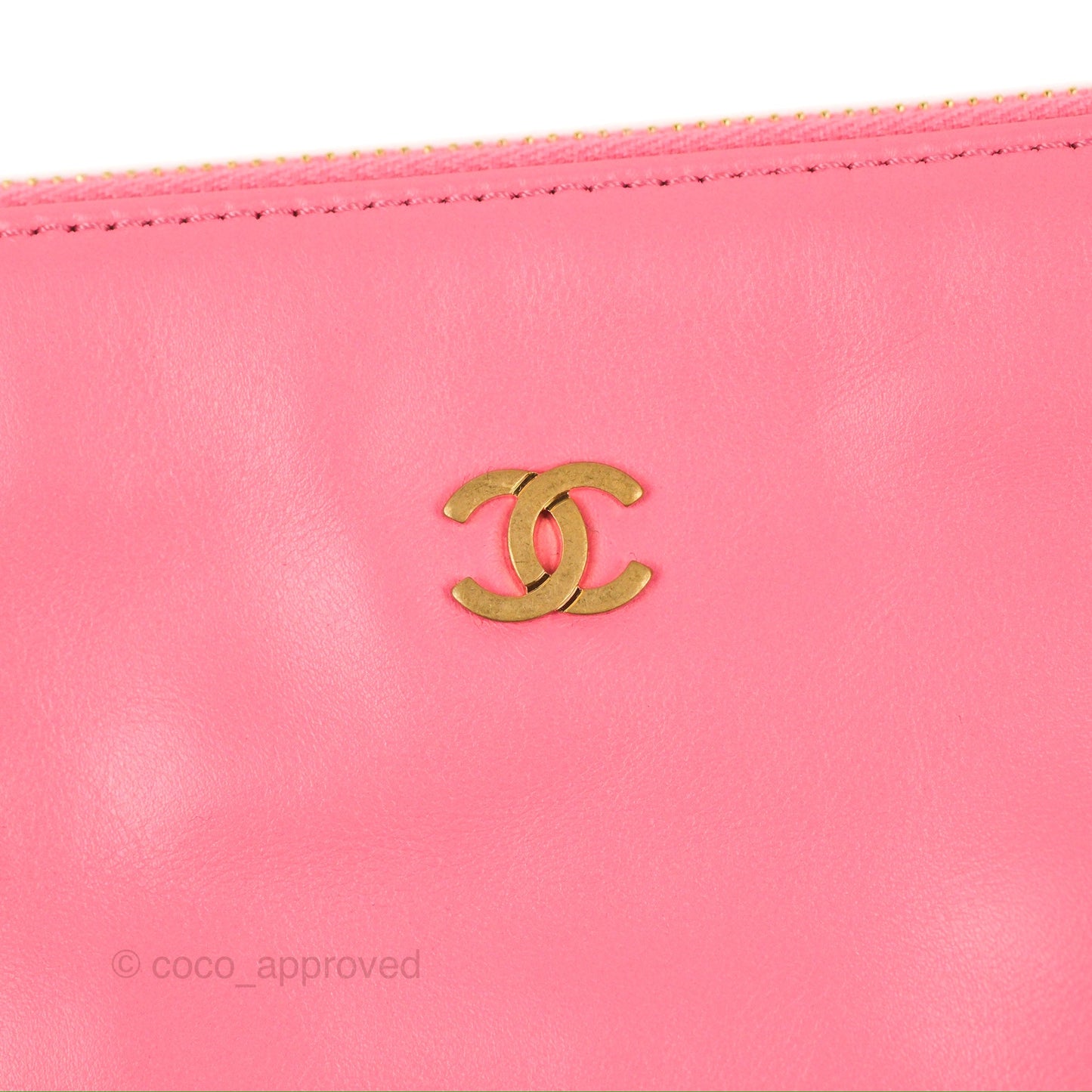 Chanel 22 Small Pink Shiny Calfskin Aged Gold Hardware