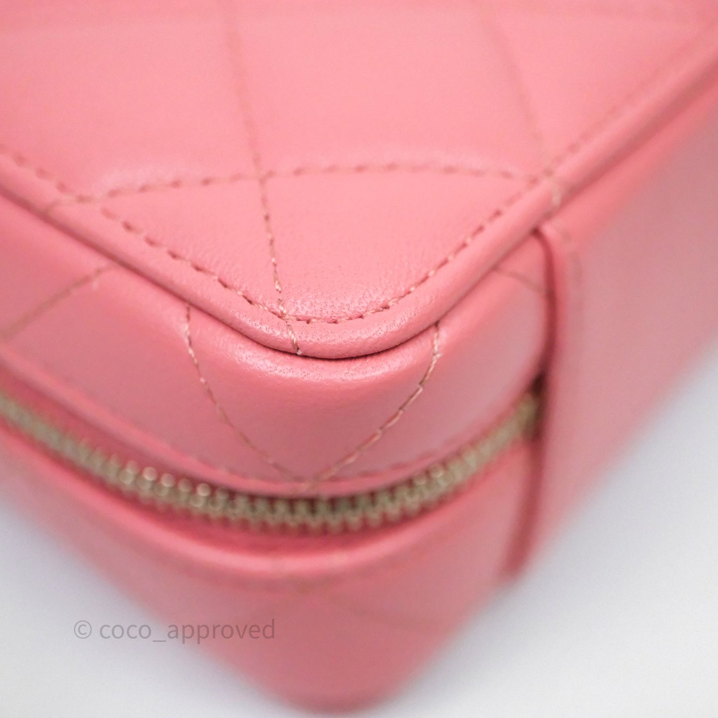 Chanel Top Handle Vanity Case Pink Lambskin Aged Gold Hardware
