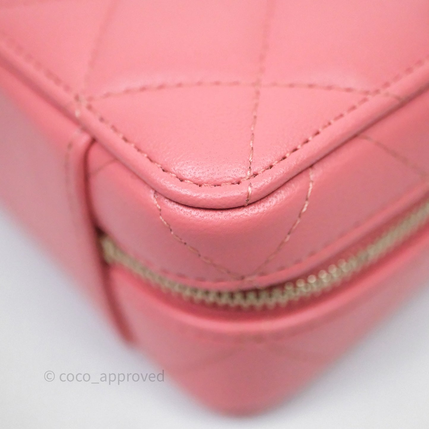 Chanel Top Handle Vanity Case Pink Lambskin Aged Gold Hardware