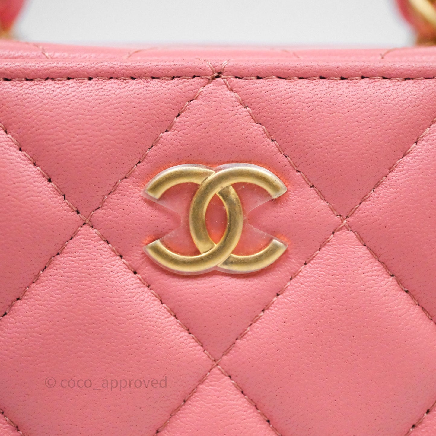 Chanel Top Handle Vanity Case Pink Lambskin Aged Gold Hardware