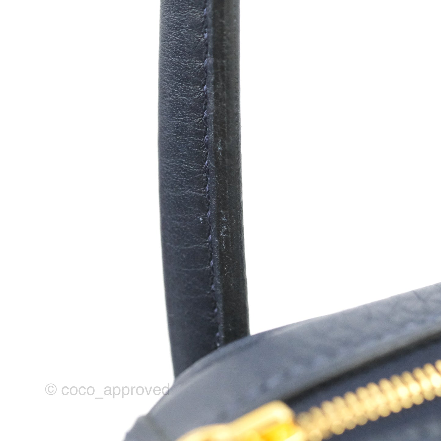 Hermès Lindy 26 Taurillion Clemence Bleu Nuit 2Z Gold Hardware