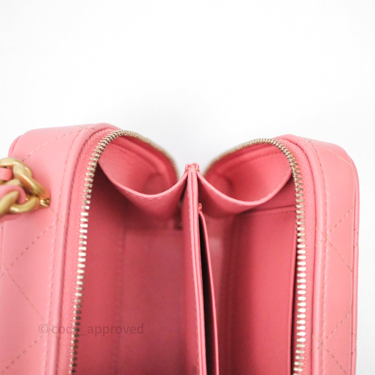 Chanel Top Handle Vanity Case Pink Lambskin Aged Gold Hardware