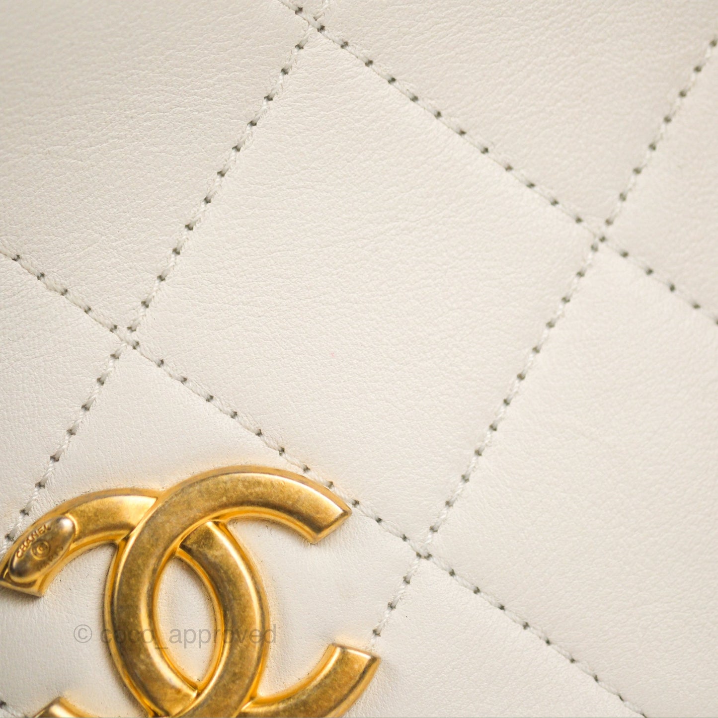 Chanel Hobo Bag White Calfskin Aged Gold Hardware 21S
