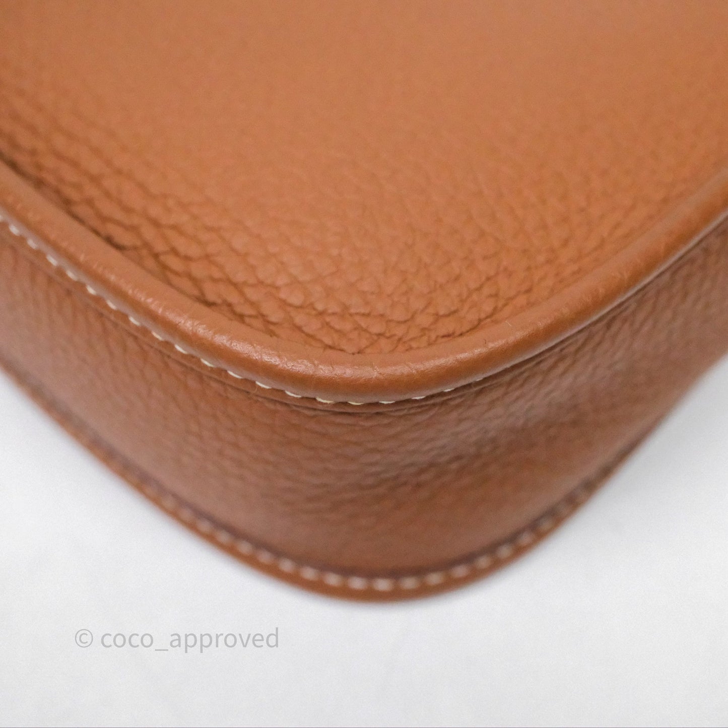 Hermès Mini Evelyne 16 Gold 37 Clemence Gold Hardware
