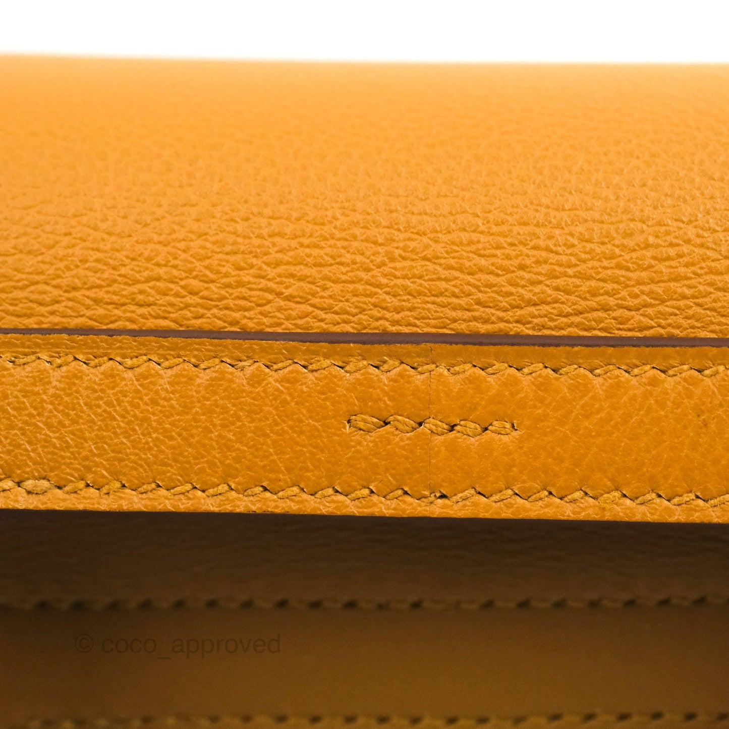Hermès Halzan 25 Caramel Evercolour Gold Hardware