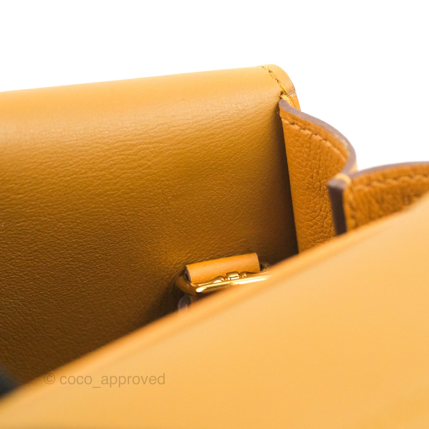 Hermès Halzan 25 Caramel Evercolour Gold Hardware