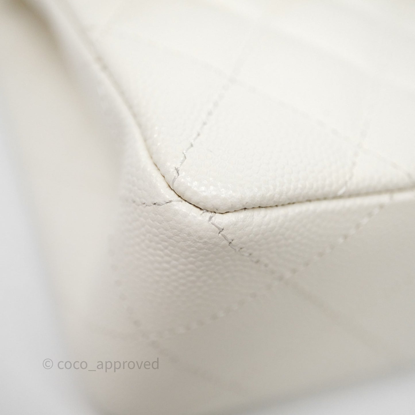 Chanel Classic Quilted Small S/M Flap Ivory White Caviar Gold Hardware