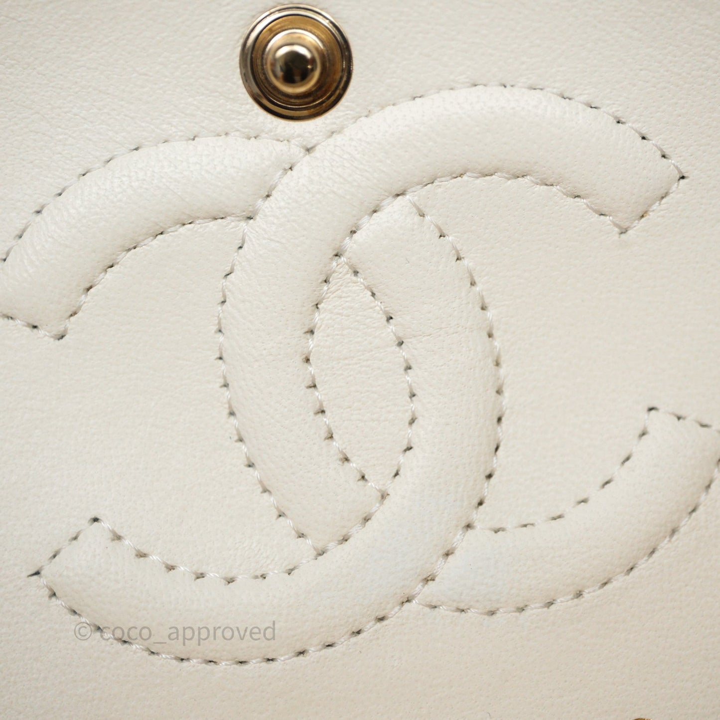 Chanel Classic Quilted Small S/M Flap Ivory White Caviar Gold Hardware