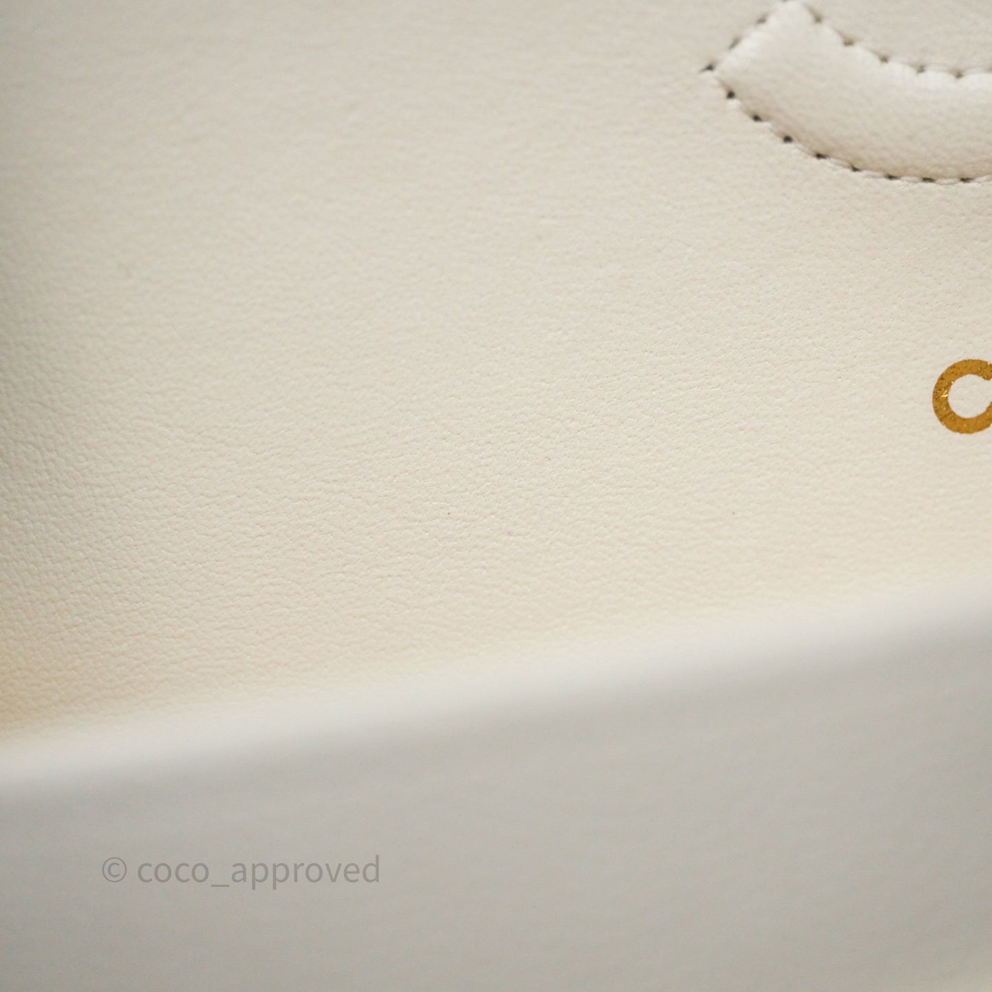 Chanel Classic Quilted Small S/M Flap Ivory White Caviar Gold Hardware