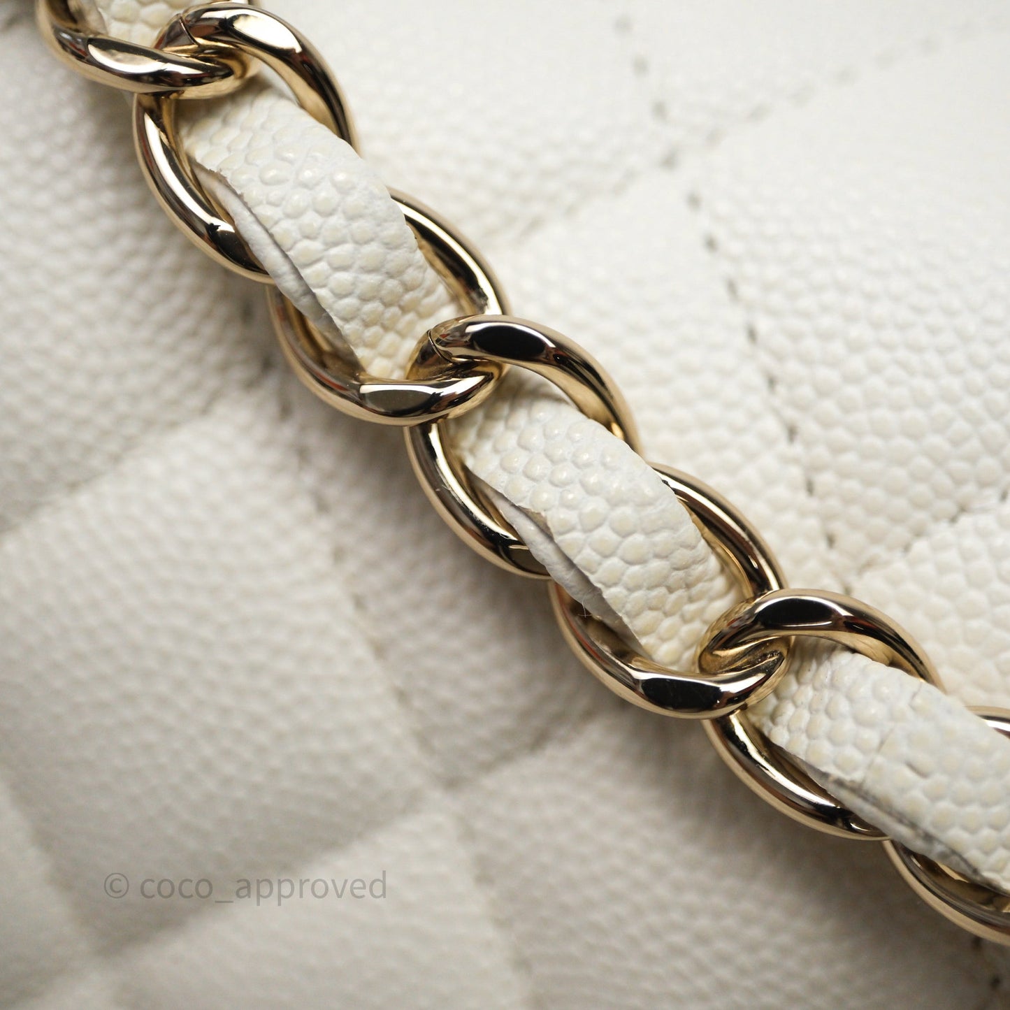 Chanel Classic Quilted Small S/M Flap Ivory White Caviar Gold Hardware