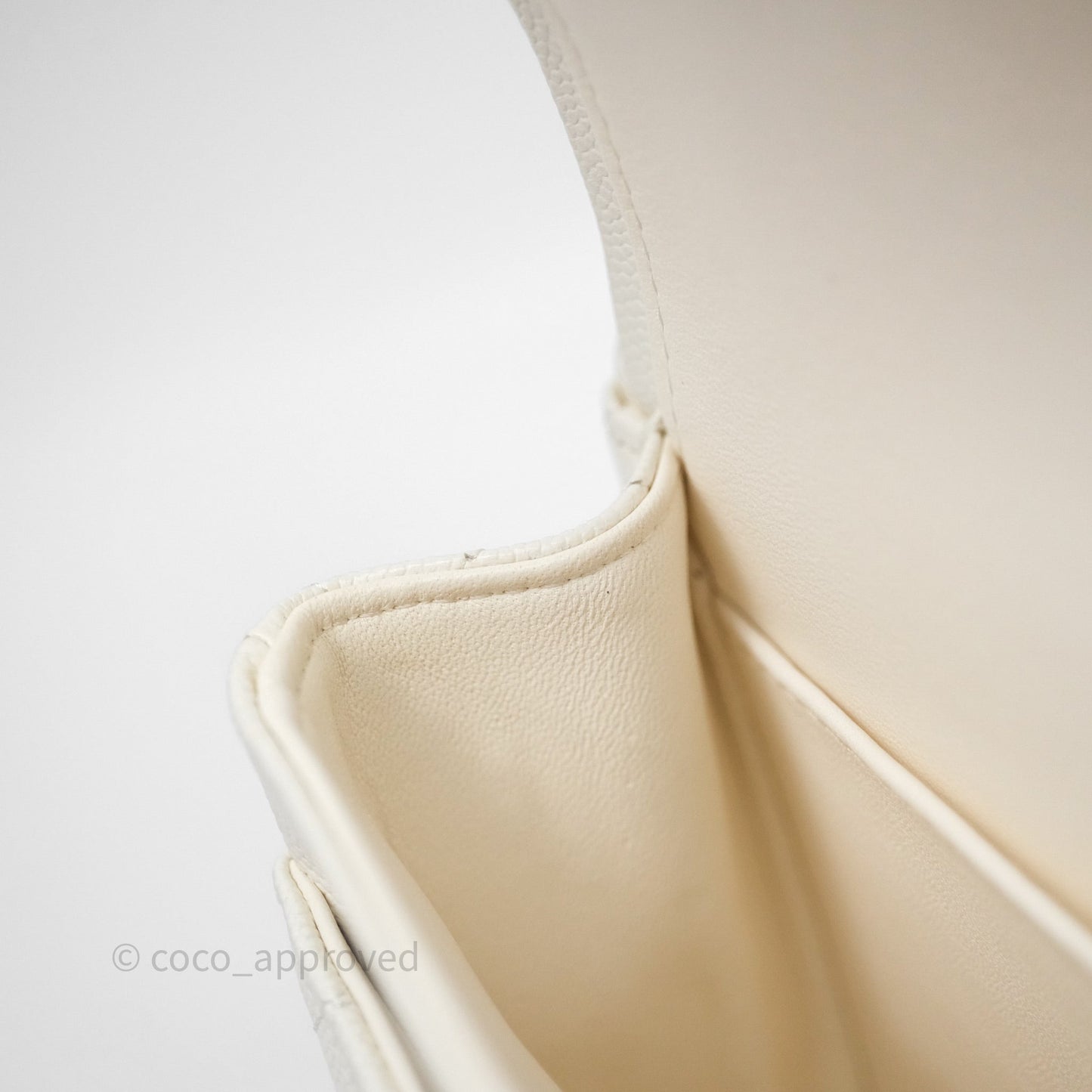 Chanel Classic Quilted Small S/M Flap Ivory White Caviar Gold Hardware