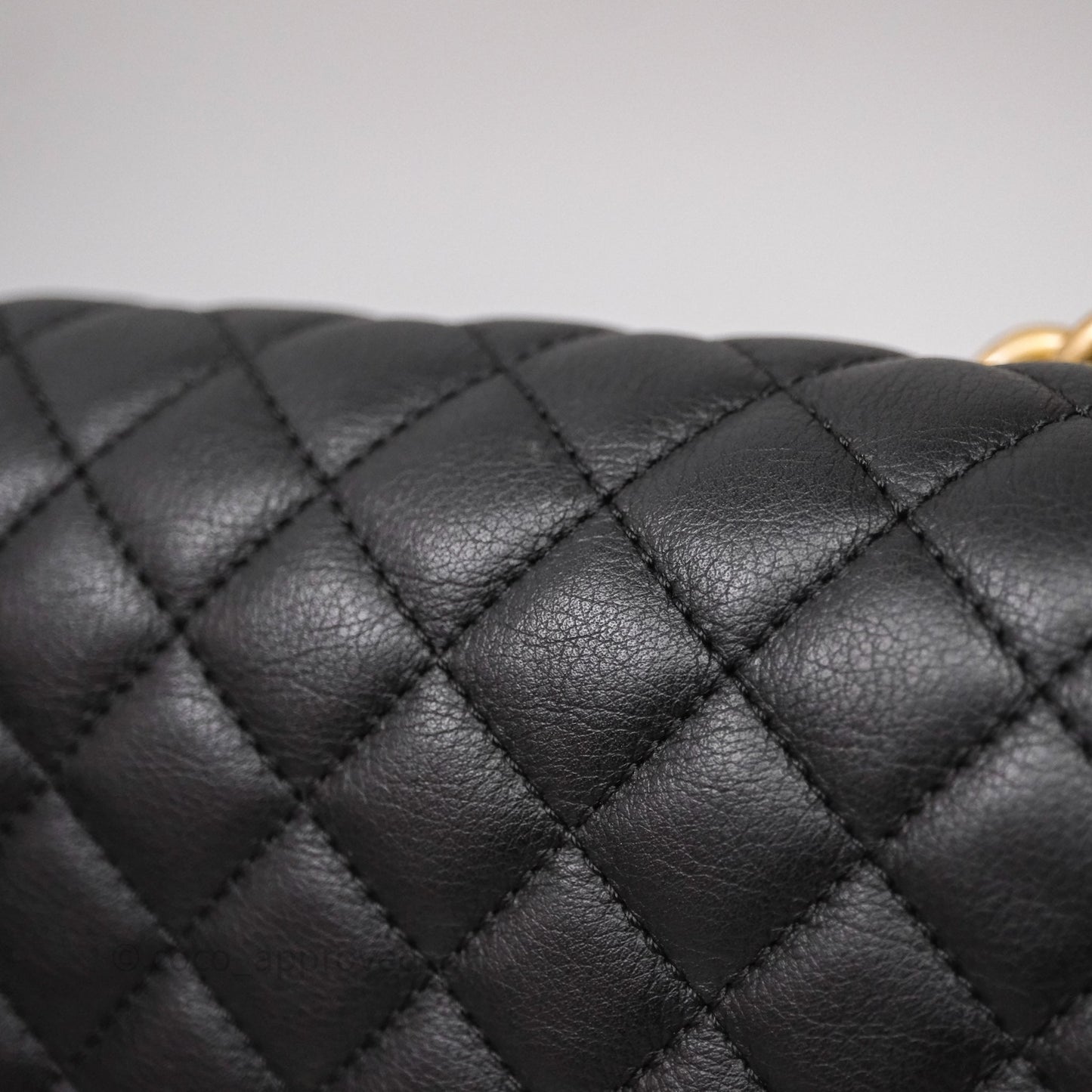Chanel Medium Boy Quilted Black Calfskin Aged Gold Hardware