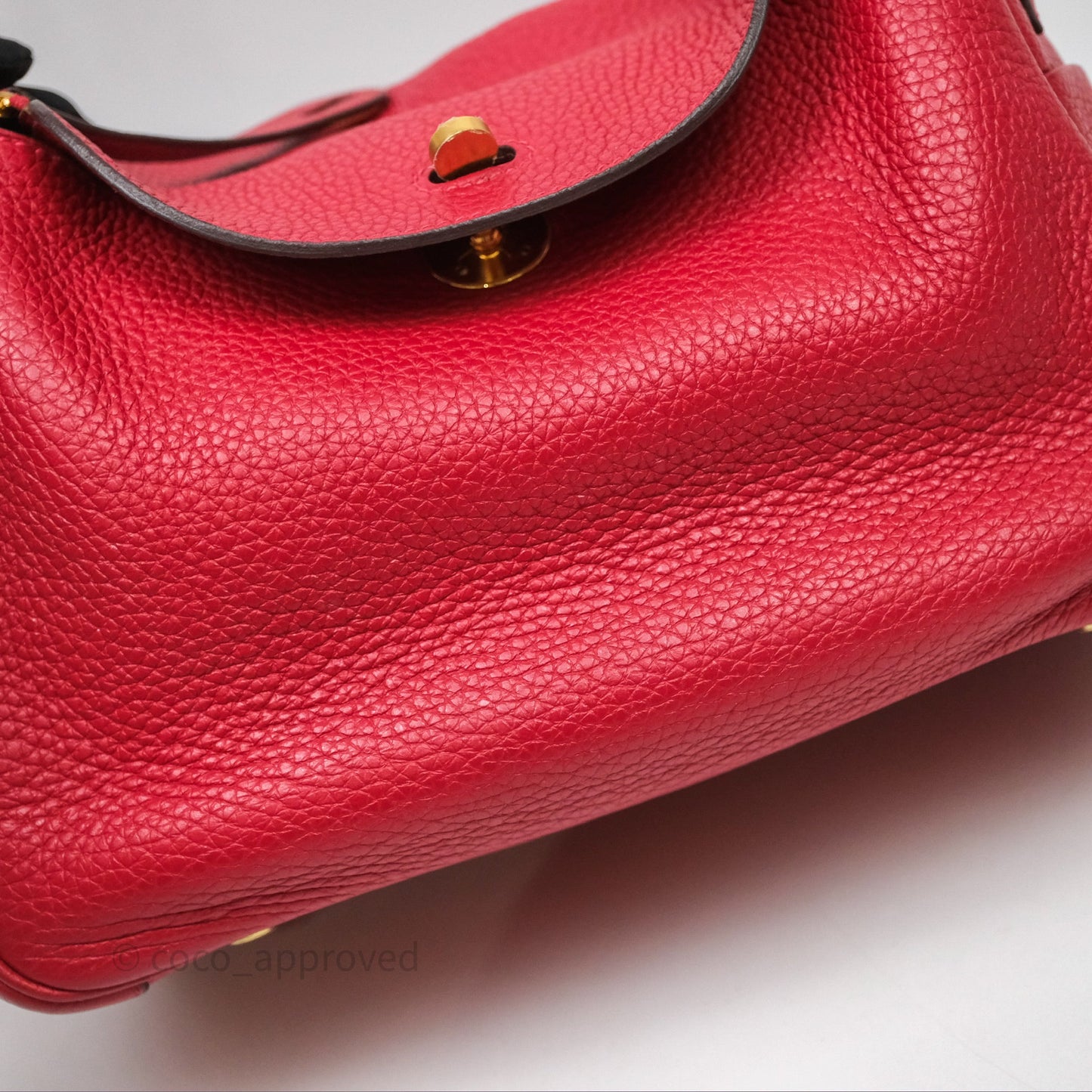 Hermes Lindy 26 Rouge Casaque Q5 Clemence Gold Hardware