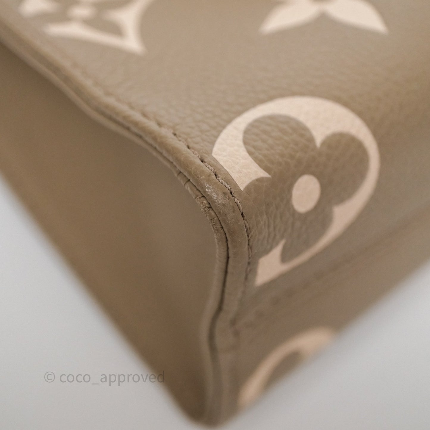 Louis Vuitton OnTheGo BB Dove Gray/Cream Monogram Empreinte Leather