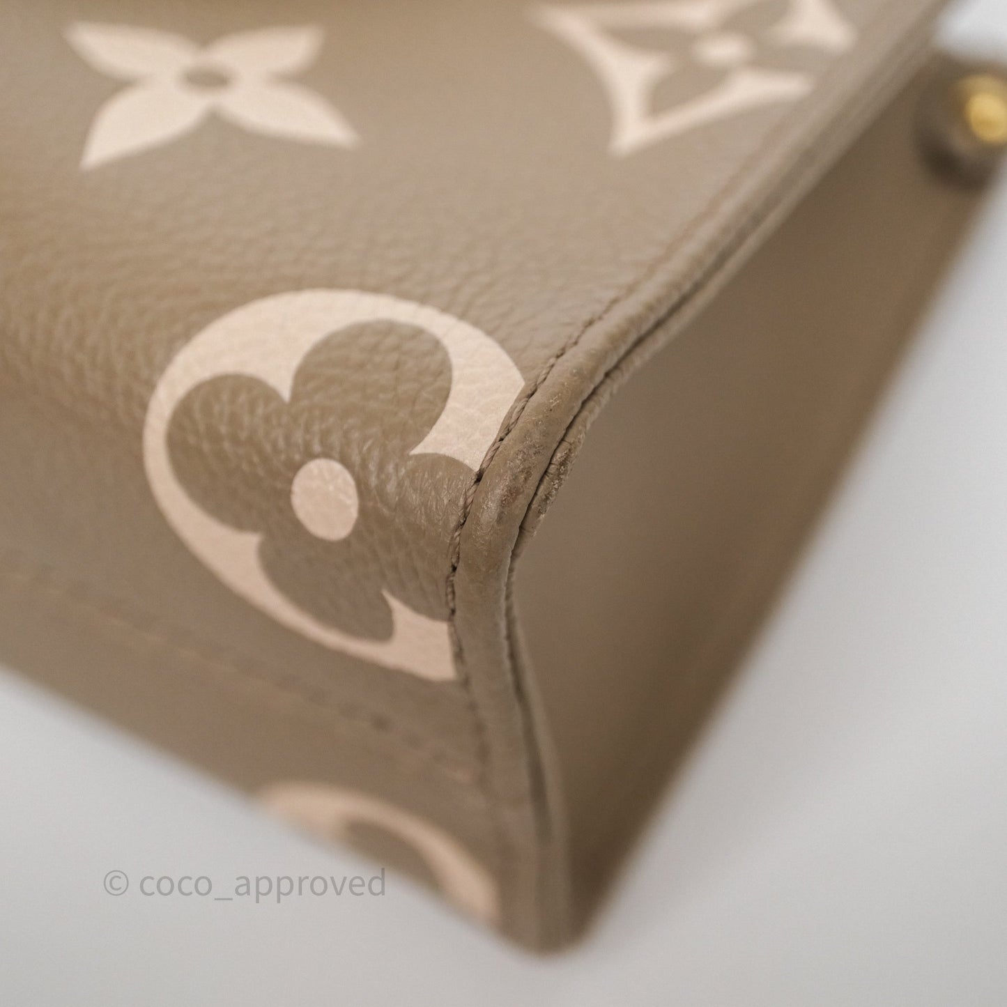 Louis Vuitton OnTheGo BB Dove Gray/Cream Monogram Empreinte Leather