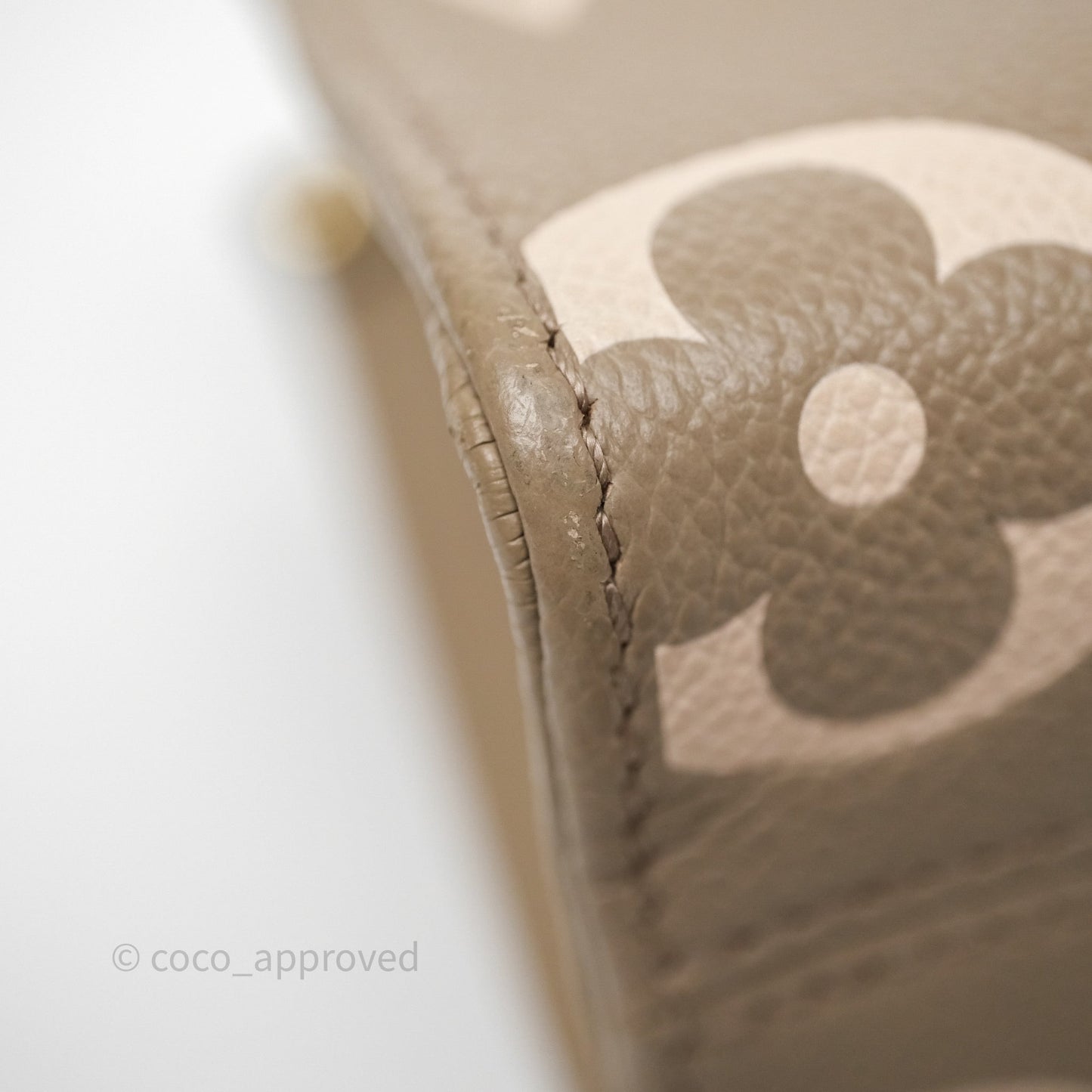 Louis Vuitton OnTheGo BB Dove Gray/Cream Monogram Empreinte Leather