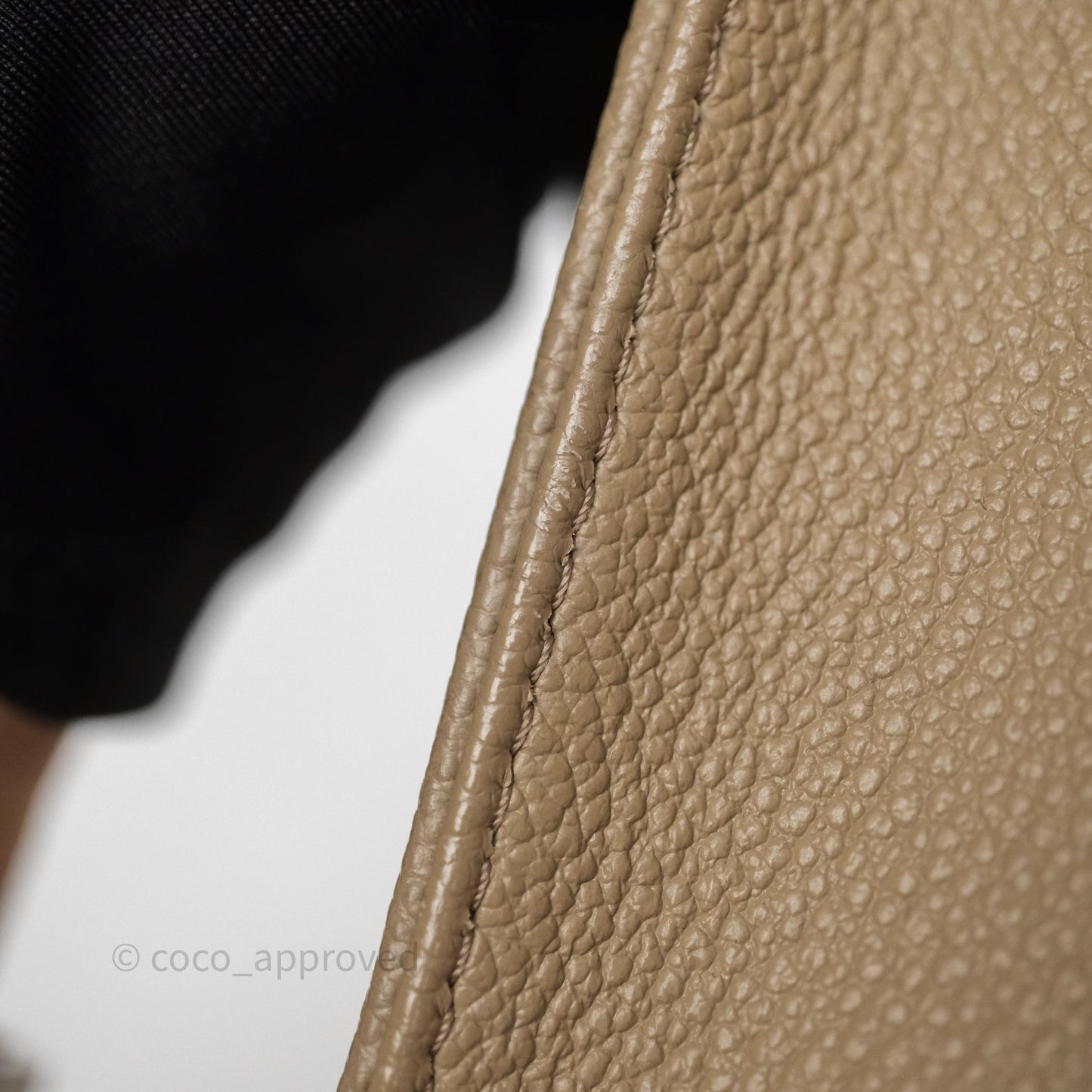 Louis Vuitton OnTheGo BB Dove Gray/Cream Monogram Empreinte Leather