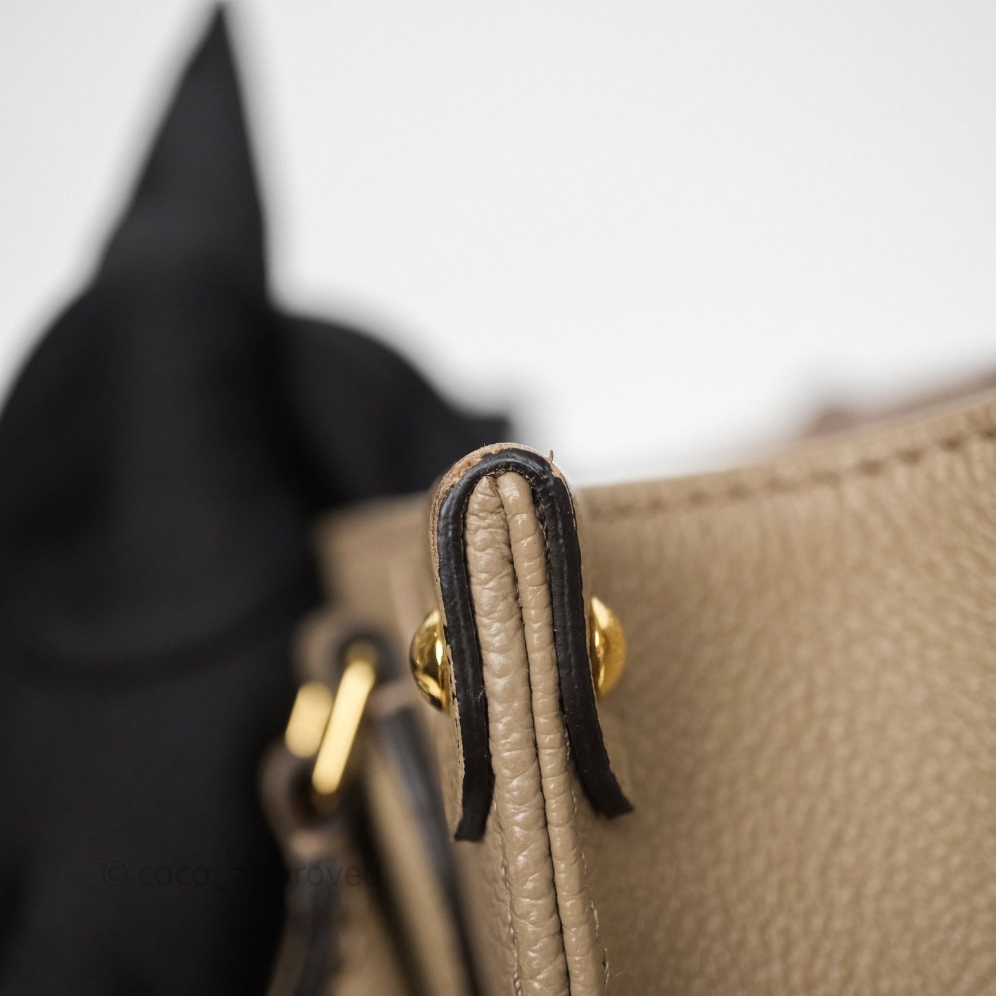 Louis Vuitton OnTheGo BB Dove Gray/Cream Monogram Empreinte Leather