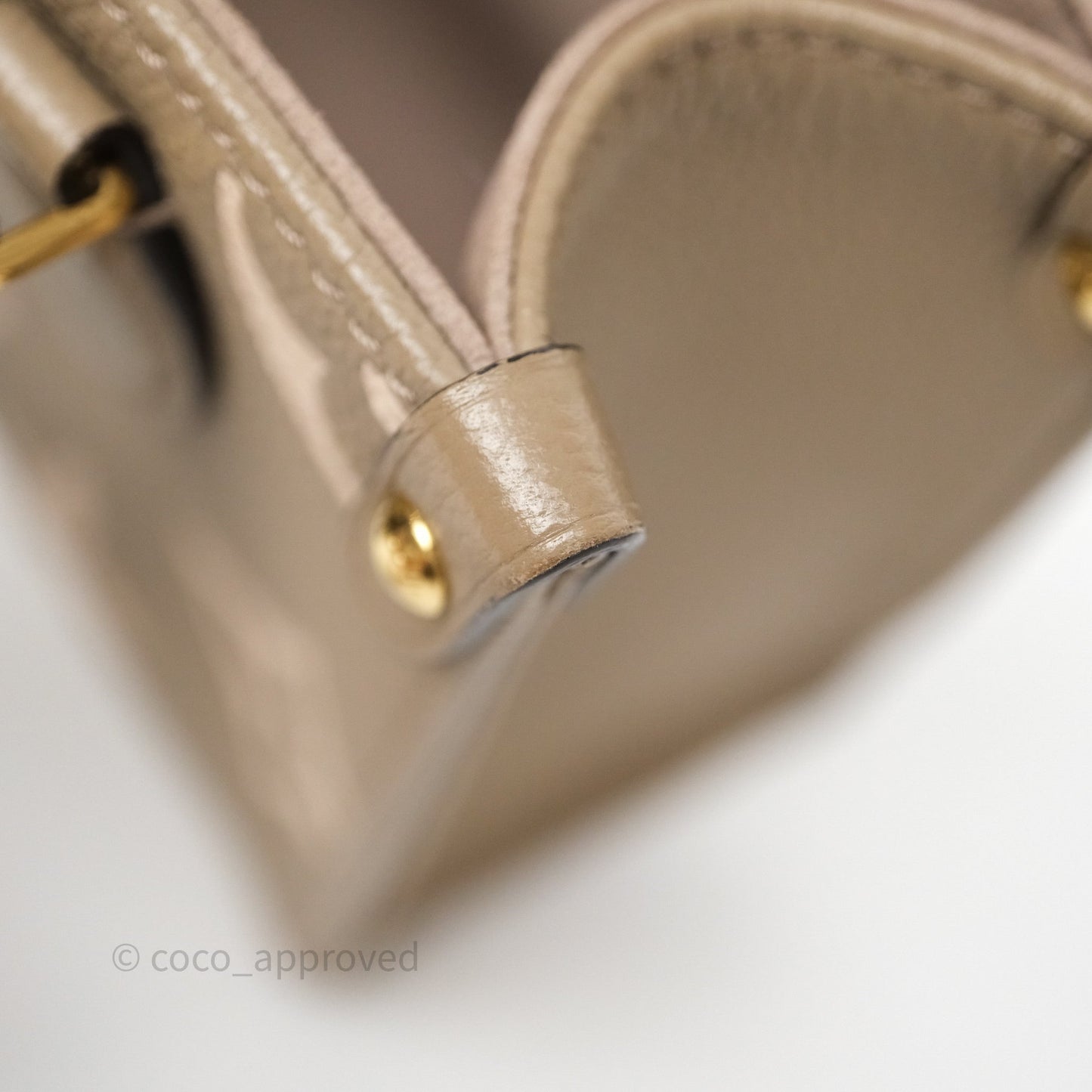 Louis Vuitton OnTheGo BB Dove Gray/Cream Monogram Empreinte Leather
