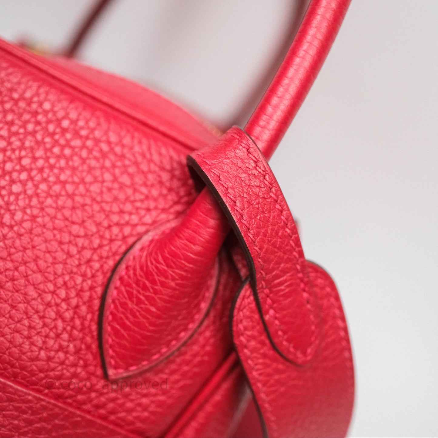 Hermes Lindy 26 Rouge Casaque Q5 Clemence Gold Hardware