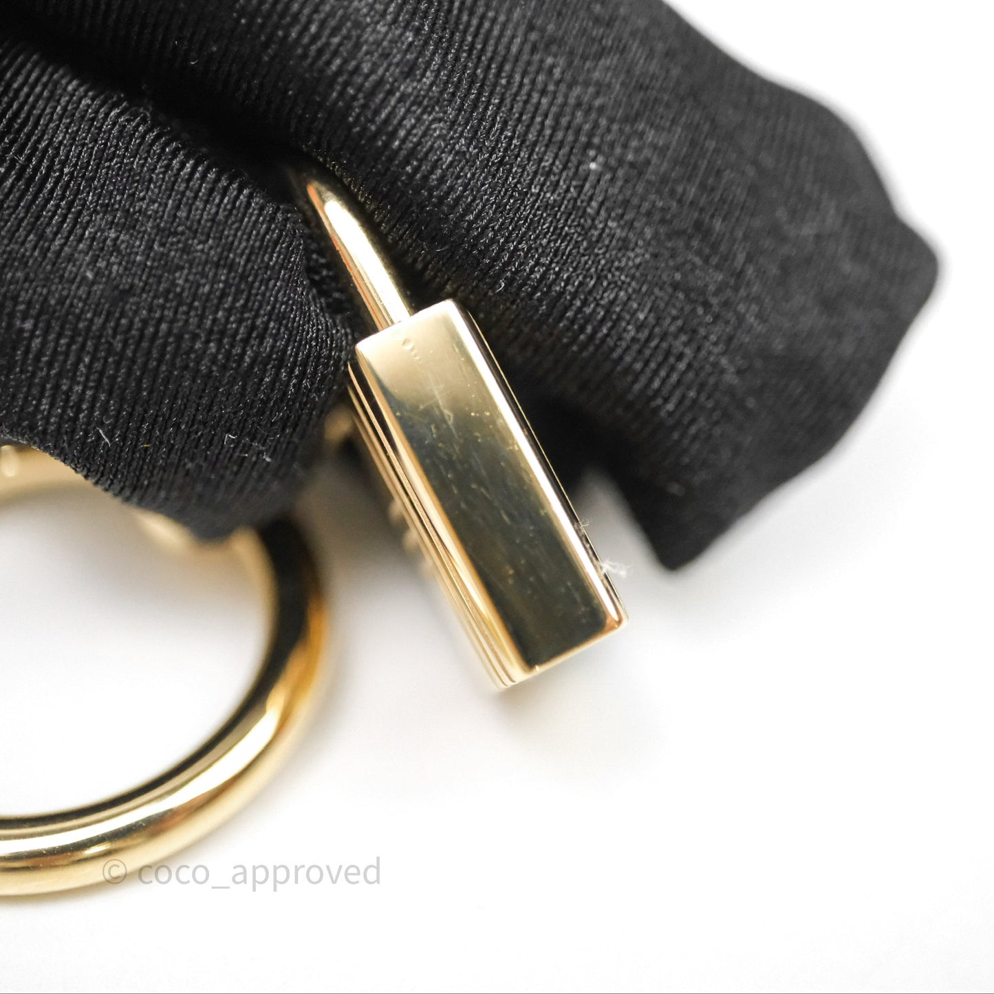 Hermes Loop Charms Cadenas Scarf Ring Gold Tone