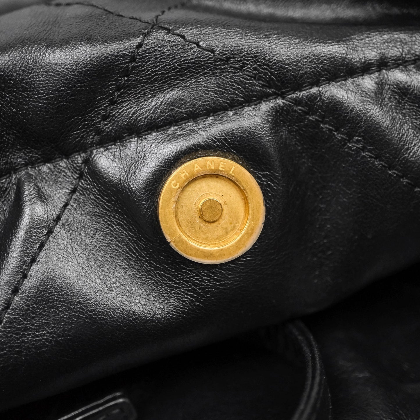Chanel 22 Small Black Shiny Crumpled Calfskin Aged Gold Hardware